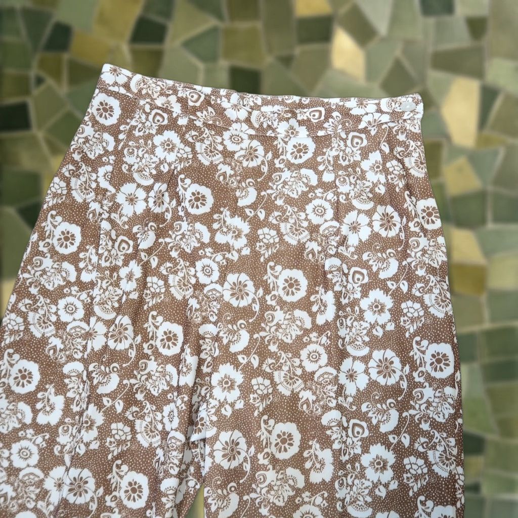 Vintage VINTAGE 70s Brown and White Floral High Rise Wide Leg Pants M Women Regular? Size 32" / US 10 / IT 46 - 1 Thumbnail