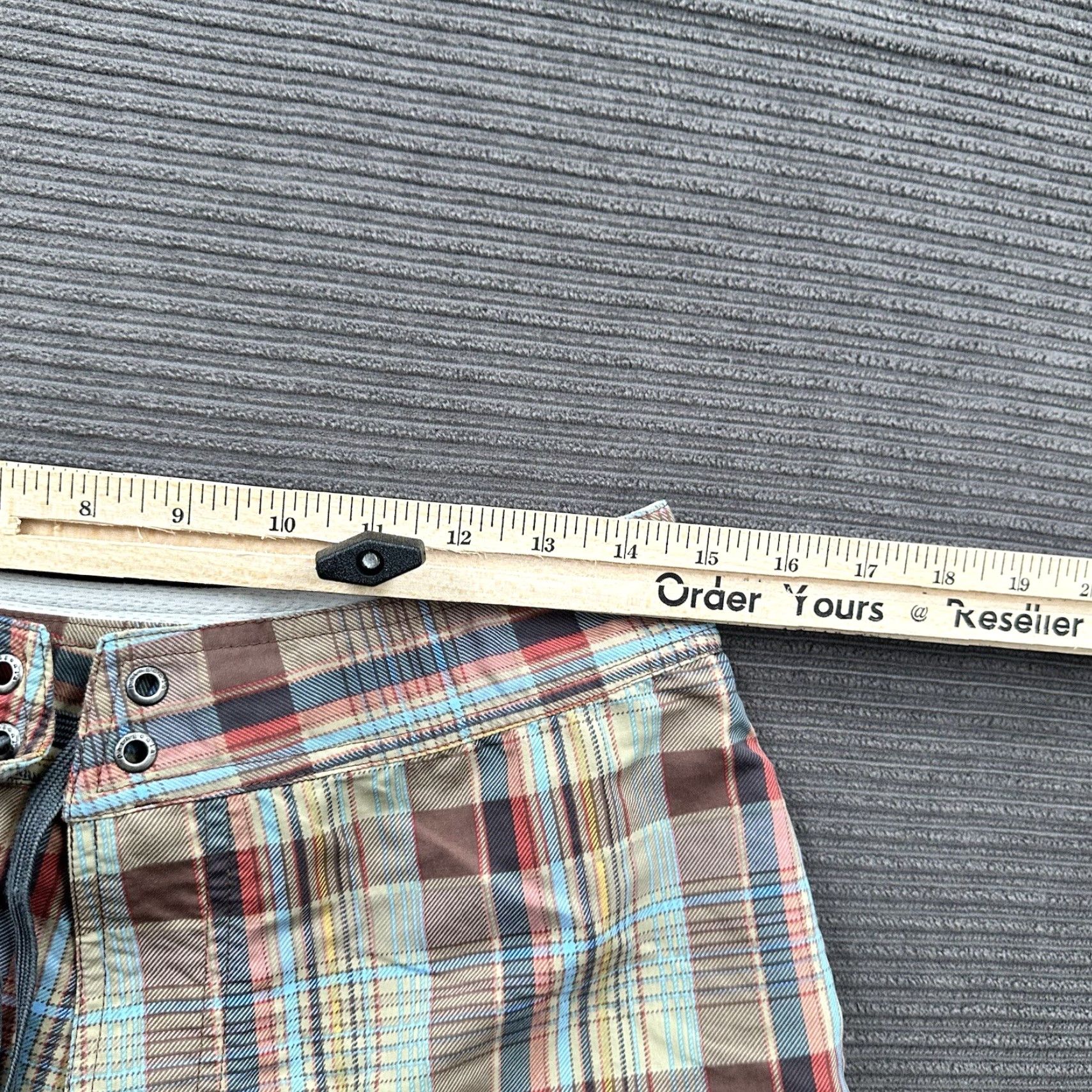 Patagonia Patagonia Shorts Men 32 Nylon Brown Plaid Beach Casual Size US 32 / EU 48 - 4 Thumbnail