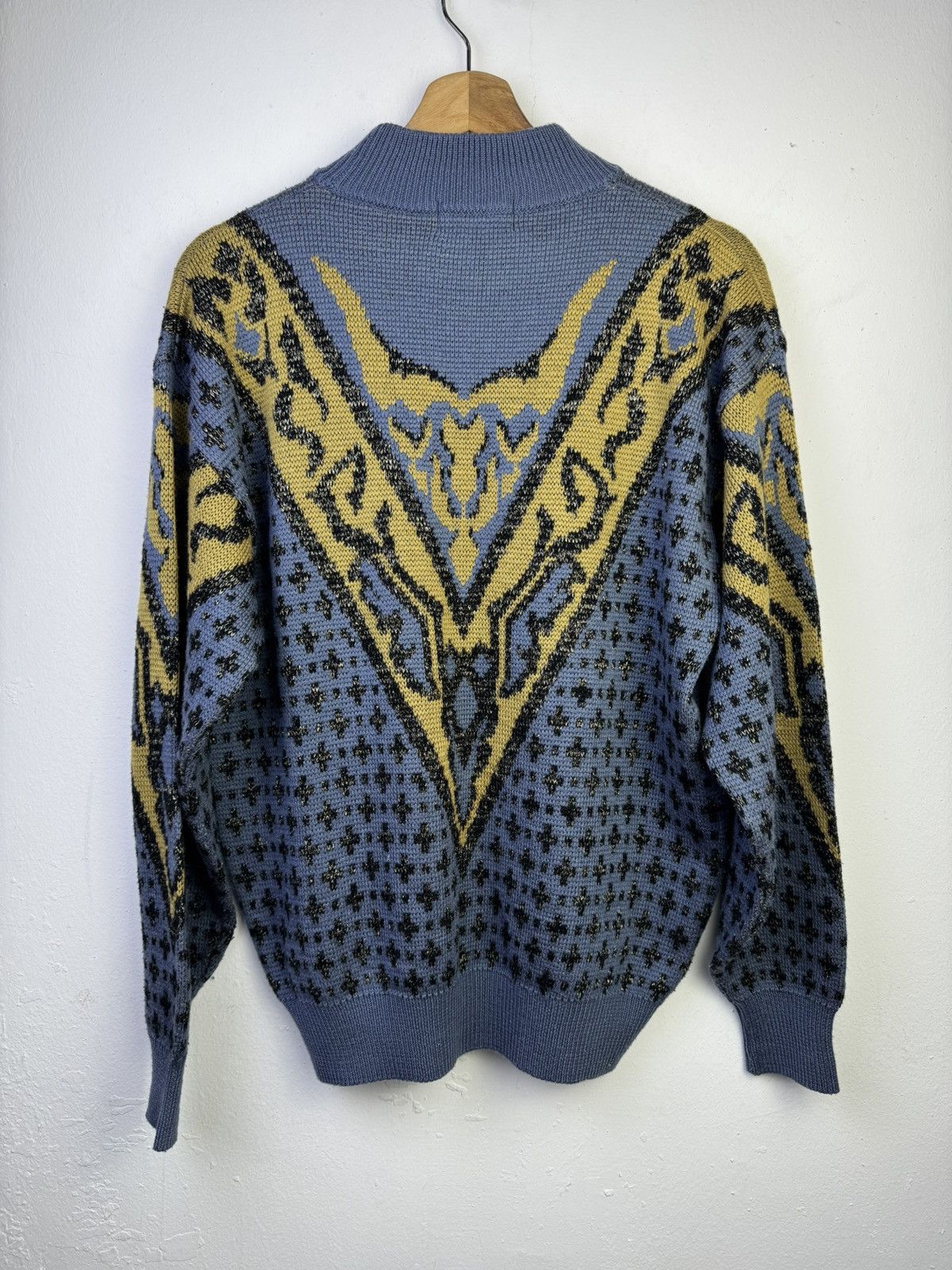 Vintage Vintage Uomo geometric pattern pullover sweater. Size M / US 6-8 / IT 42-44 - 5 Thumbnail