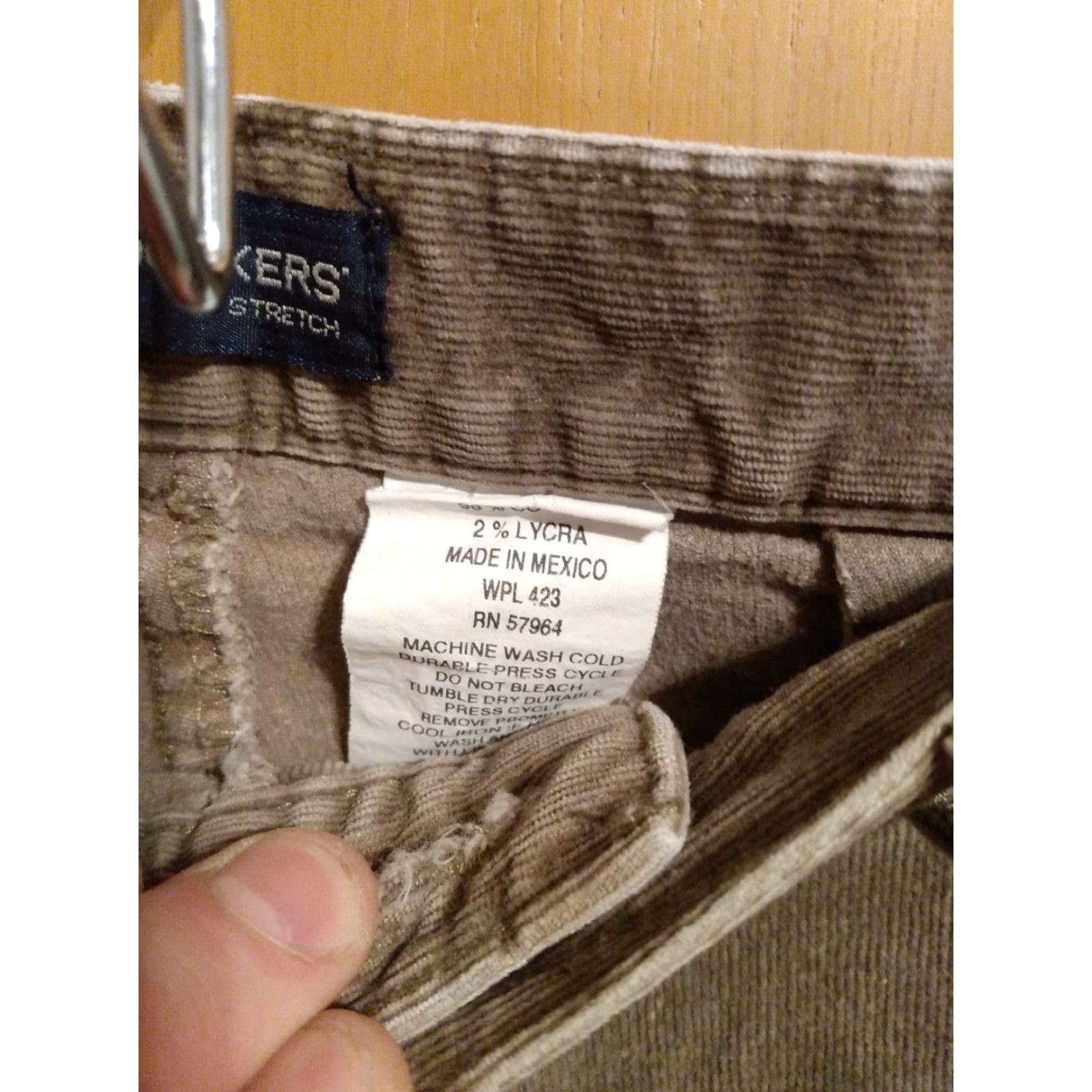 Dockers VINTAGE Dockers Pants stretch SZ. 6-28" X 29" BROWN CASUAL CORDUROY Size 28" / US 6 / IT 42 - 6 Thumbnail