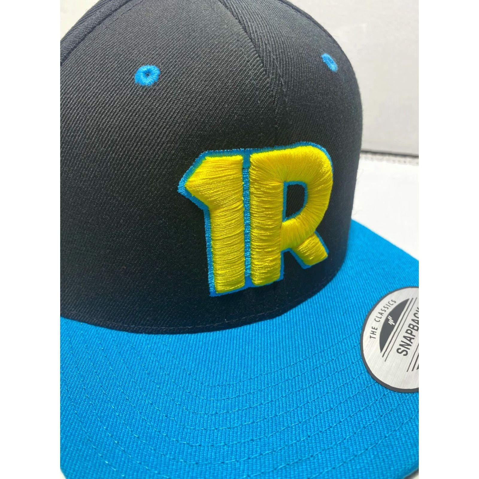 Vintage VINTAGE ONEREPUBLIC Snapback Hat Unisex One Size Fits Most Black Official Merchandise 3D Embroidery Casual 2015 Size ONE SIZE - 2 Thumbnail