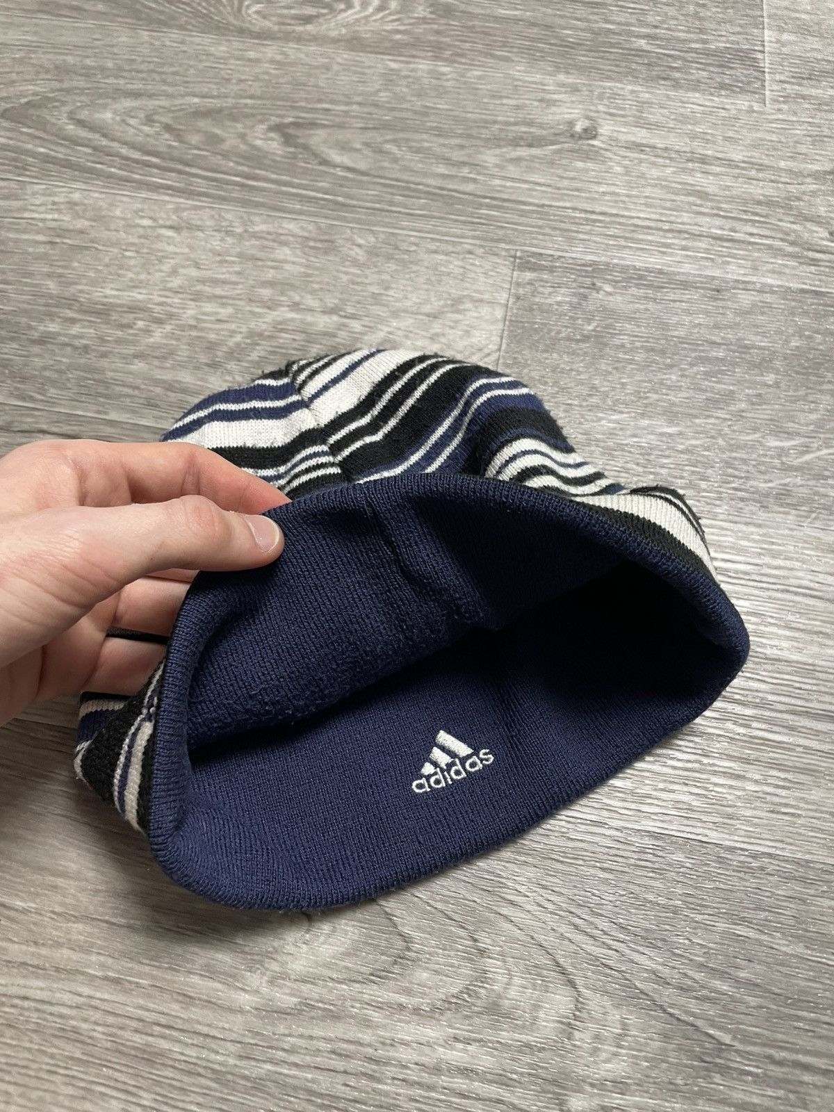 Adidas Vintage Adidas 2 in 1 Reversible 2 Sides Beanie Hat Y2K 90s Size ONE SIZE - 8 Thumbnail