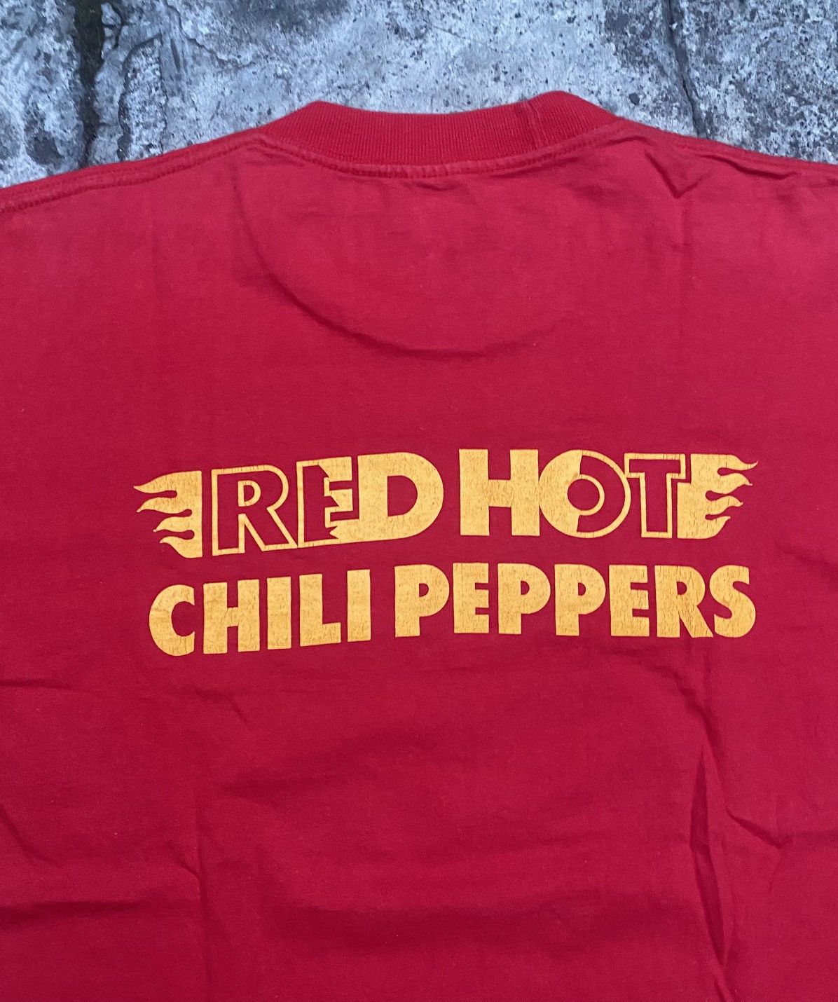 Band Tees Vintage Rare Red Hot Chili Peppers Shirt RHCP NIrvana NIN Size US L / EU 52-54 / 3 - 8 Thumbnail