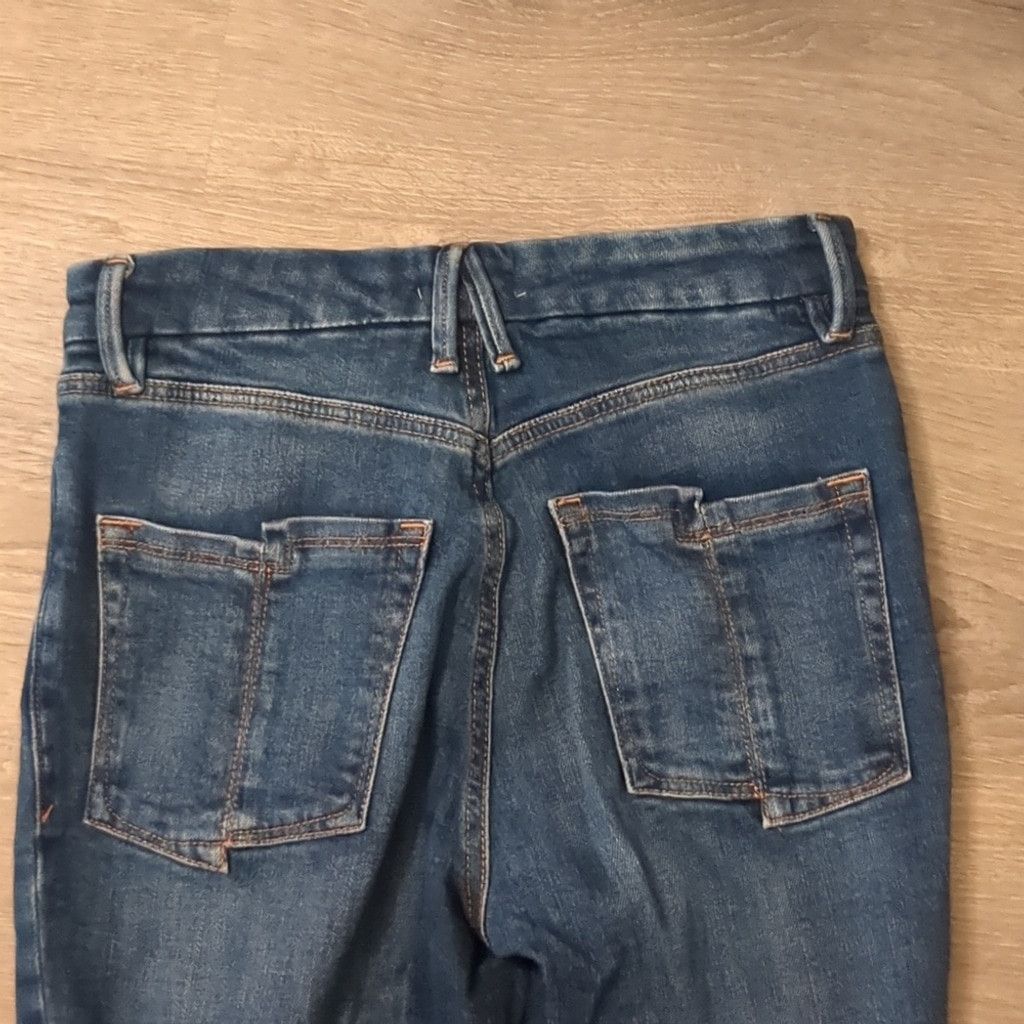 Good American Good American distressed jeans size 6/28 Size 28" / US 6 / IT 42 - 4 Thumbnail