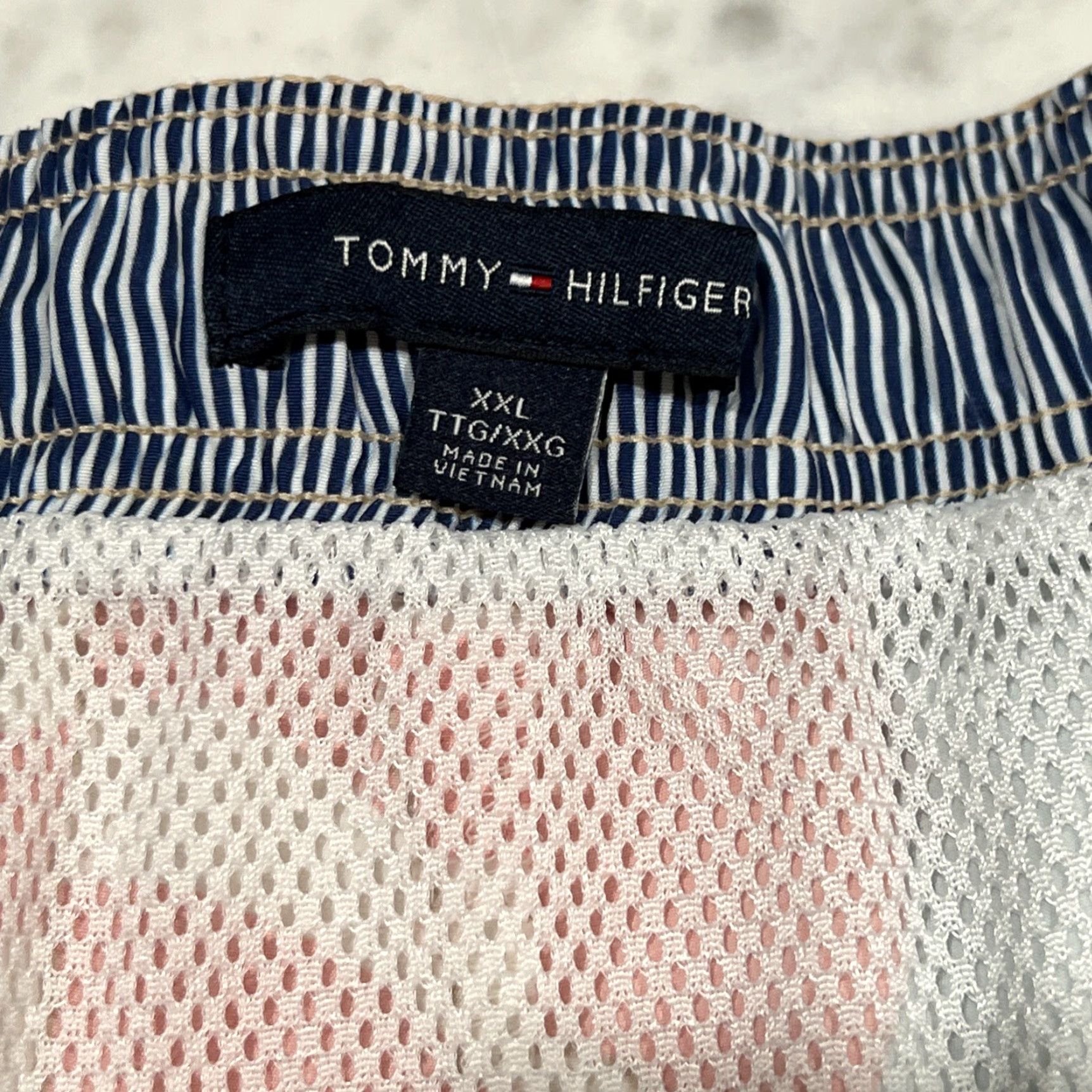 Tommy Hilfiger Tommy Hilfiger Men Lined Swim Shorts Trunks 2XL Cotton Blend Pockets Drawstring Multicolor Beach Logo Size US 39 - 4 Thumbnail