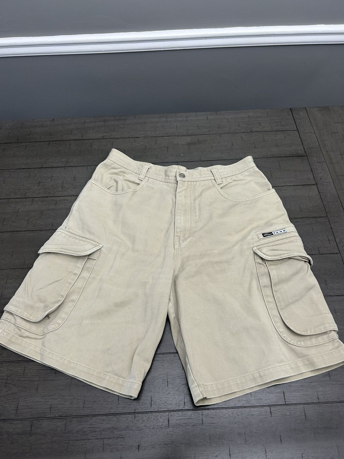 Vans Vans x Vintage Cargo Shorts Size US 32 / EU 48 - 1 Thumbnail