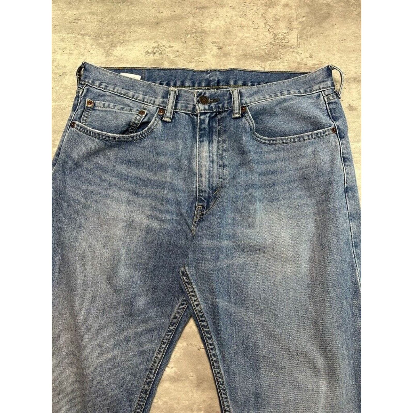 Levi's Vintage Levis 505 Medium Wash Denim Pants Size 35 Blue Size US 35 - 4 Thumbnail