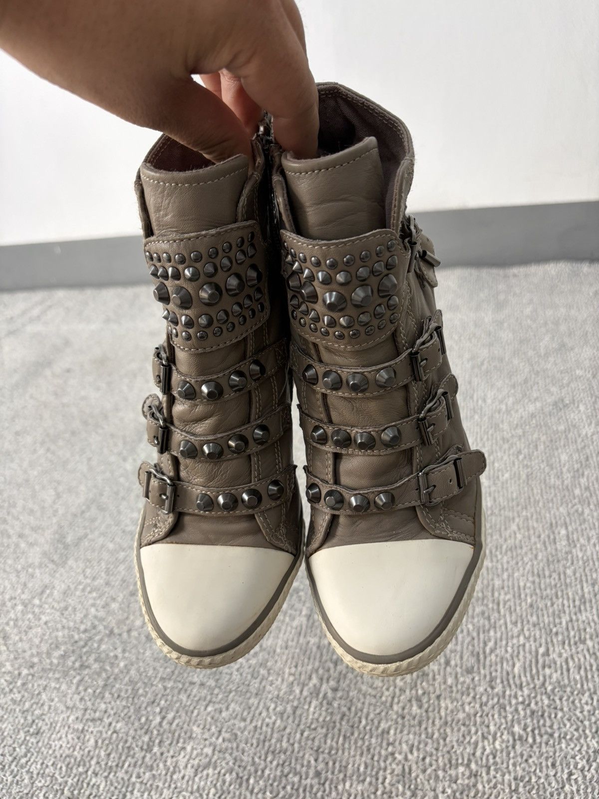 ASH Ash Stud Wedge Genial Buckled Leather Size 38 Size US 8 / IT 38 - 4 Thumbnail