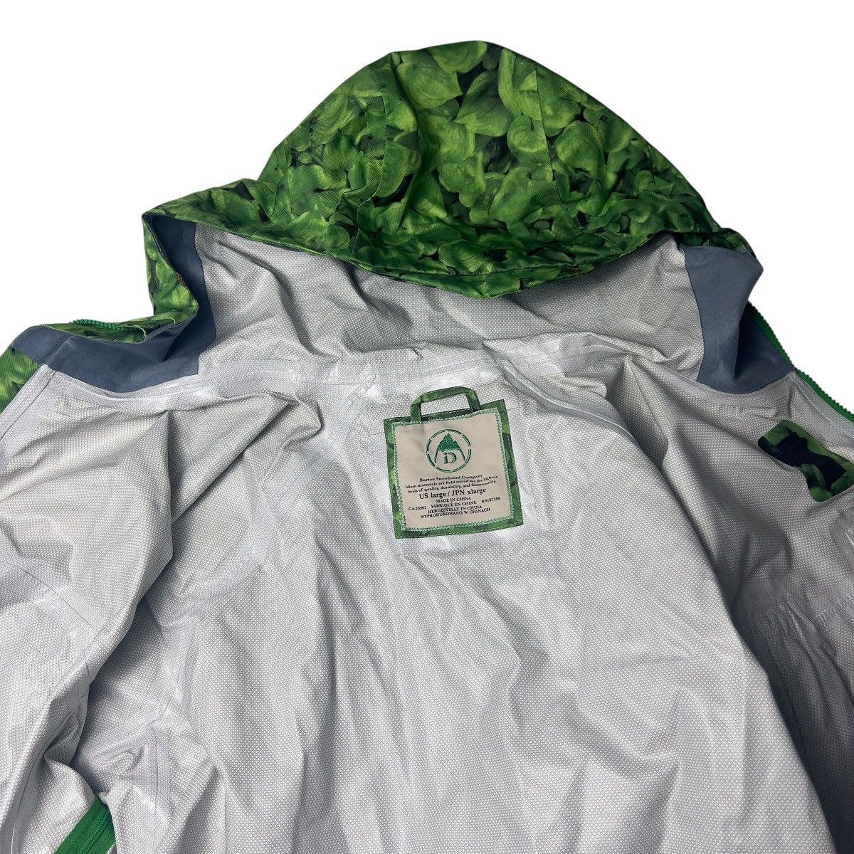 Burton iDiom 2009 Burton iDiom Fujiwara “Lily Print” Jacket NWT Sz Large Size US L / EU 52-54 / 3 - 17 Thumbnail