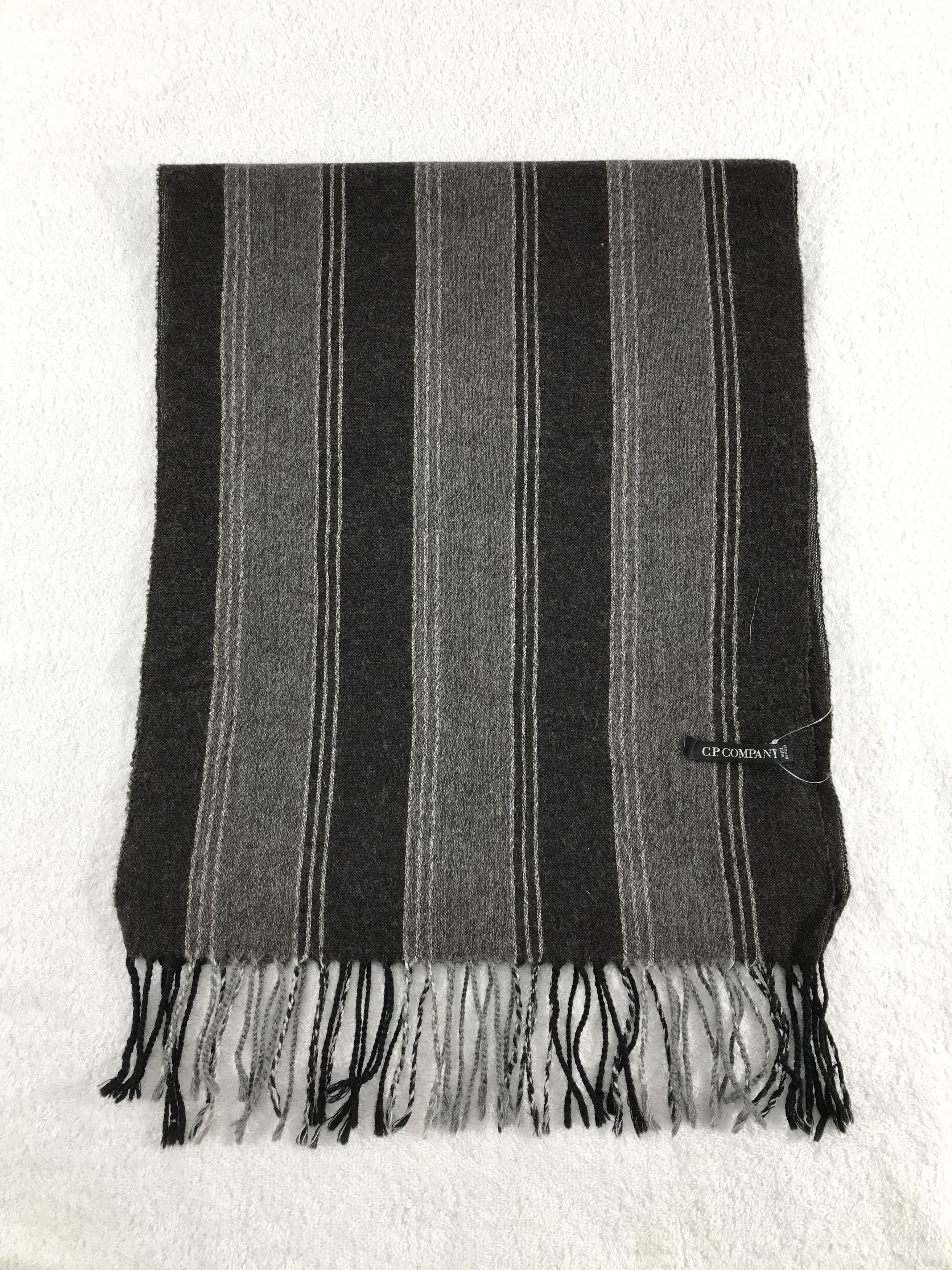 C.P. Company Vintage C.P. Company Scarf/Muffler/Neckwear MF674 Size ONE SIZE - 2 Thumbnail