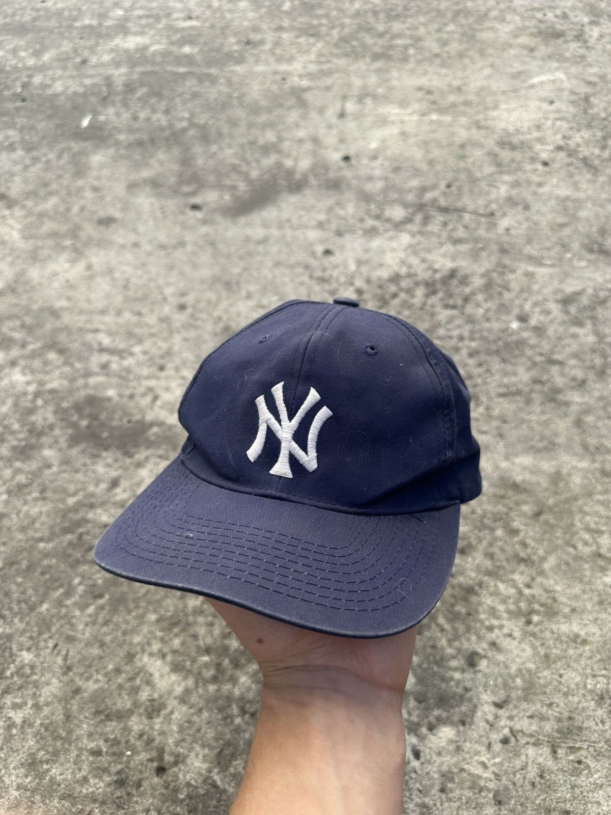 Vintage Vintage New York Yankees Cap MLB USA Streetwear Rare Casual Size ONE SIZE - 1 Thumbnail