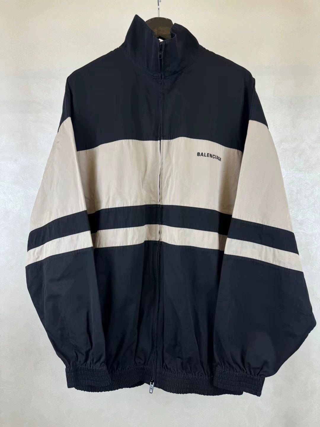 Balenciaga Balenciaga Milk Tea Color blocked Charge Jacket Size US M / EU 48-50 / 2 - 1 Thumbnail