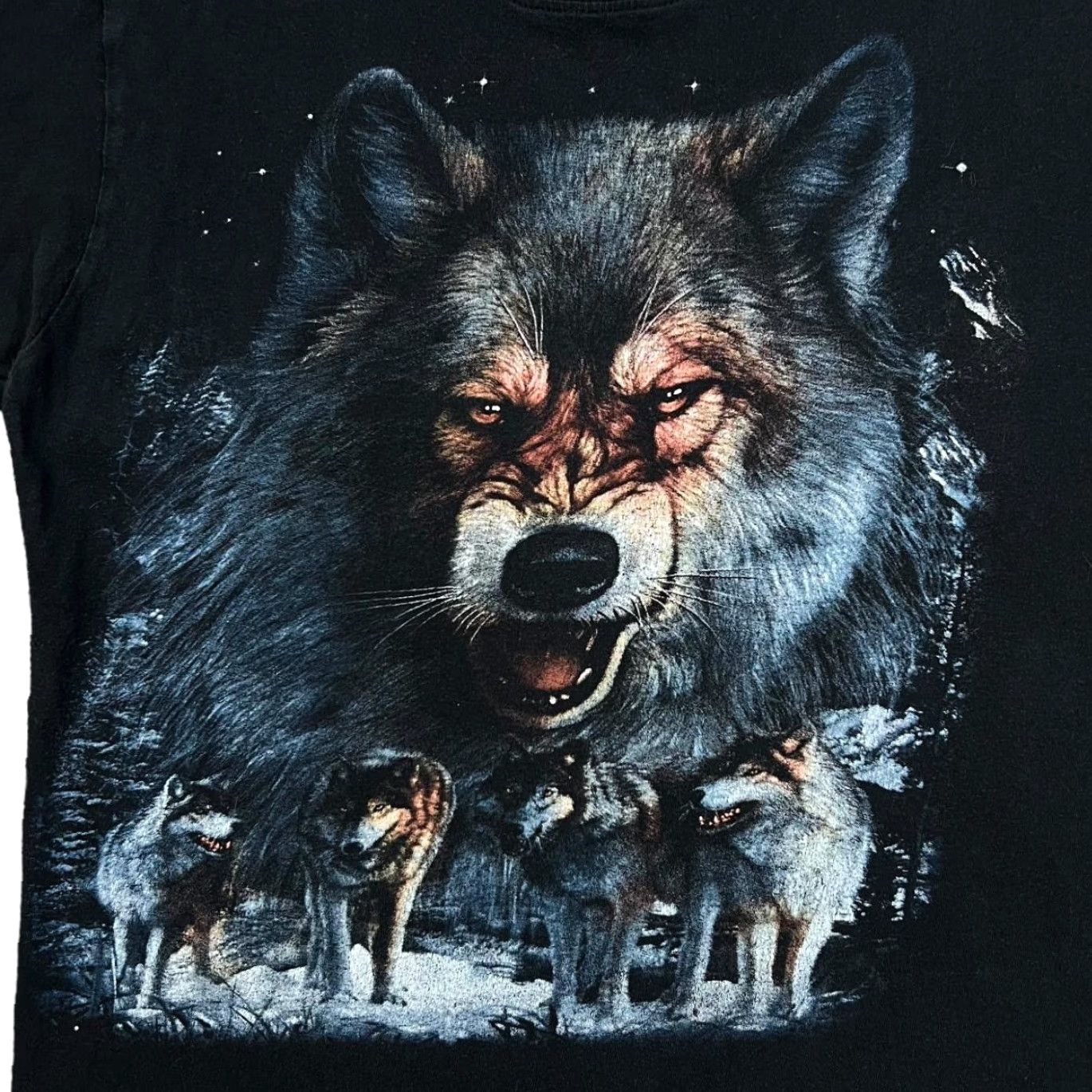 Vintage LUCKY GREEN Wolf Pack Animal Nature Wildlife Graphic T-Shirt Men M Black Size US M / EU 48-50 / 2 - 2 Thumbnail