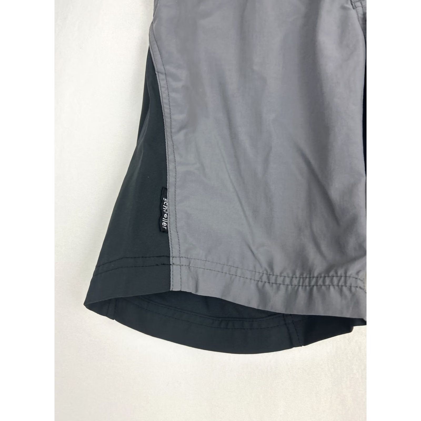 Mountain Hardwear Mountain Hard Wear Shorts Hiking Womens 8 Gray Belted Hook & Loop 4-Pocket Lightweight Quick Dry Utility Outdoor 90s Size 30" / US 8 / IT 44 - 2 Thumbnail