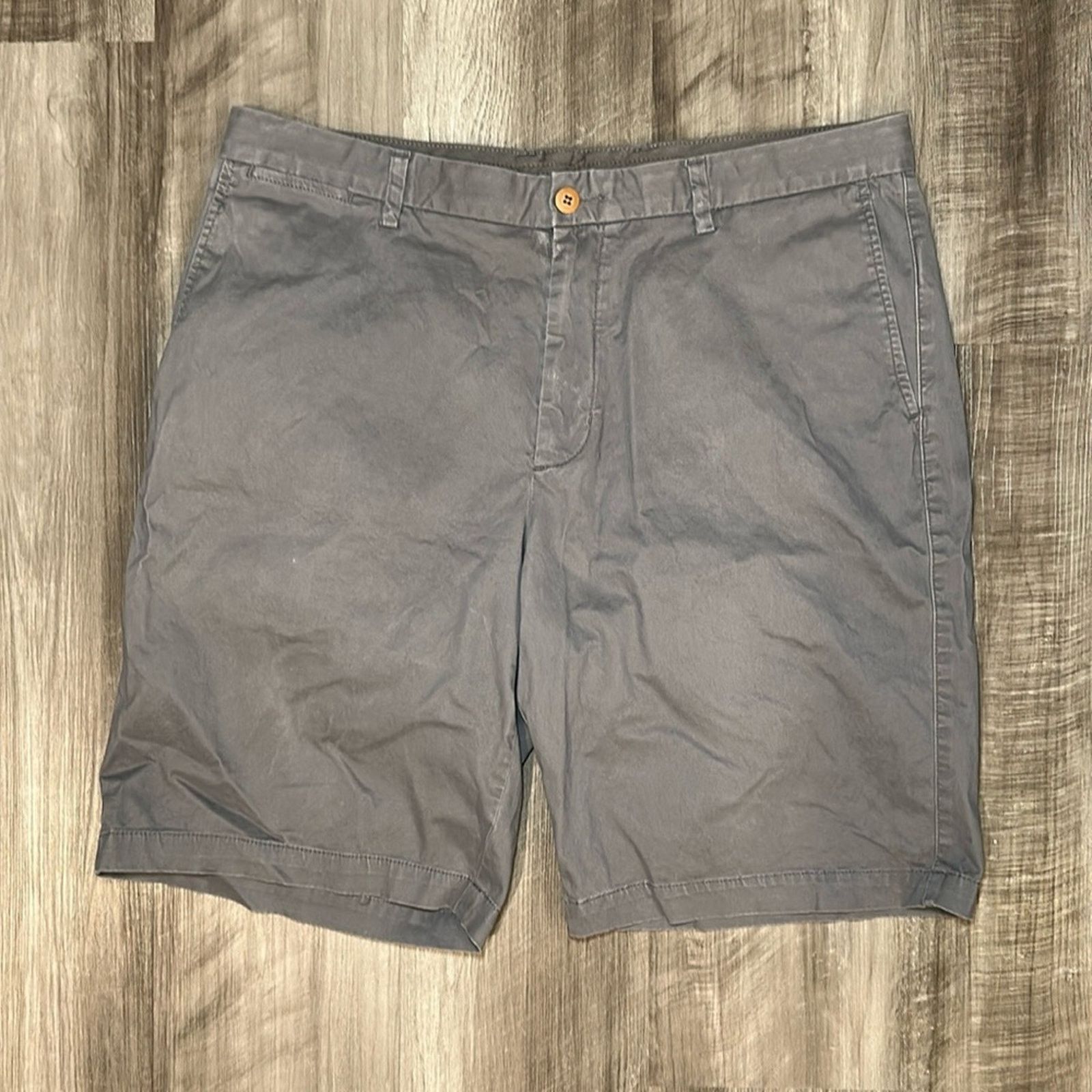 Tommy Bahama Tommy Bahama Flat Front Chino Shorts - 38 Size US 38 / EU 54 - 1 Thumbnail