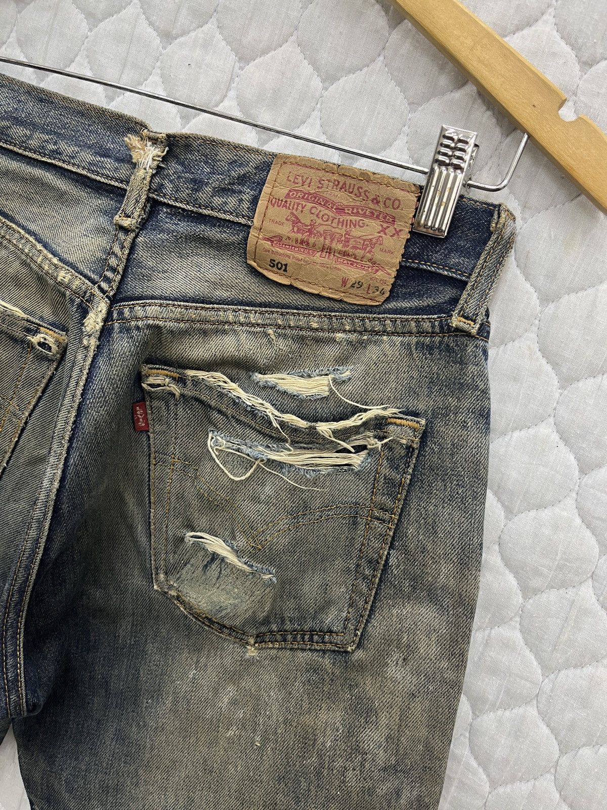Levi's 🔥🔥🔥RARE VTG LEVIS DISTRESSED DENIM Size US 28 / EU 44 - 10 Thumbnail