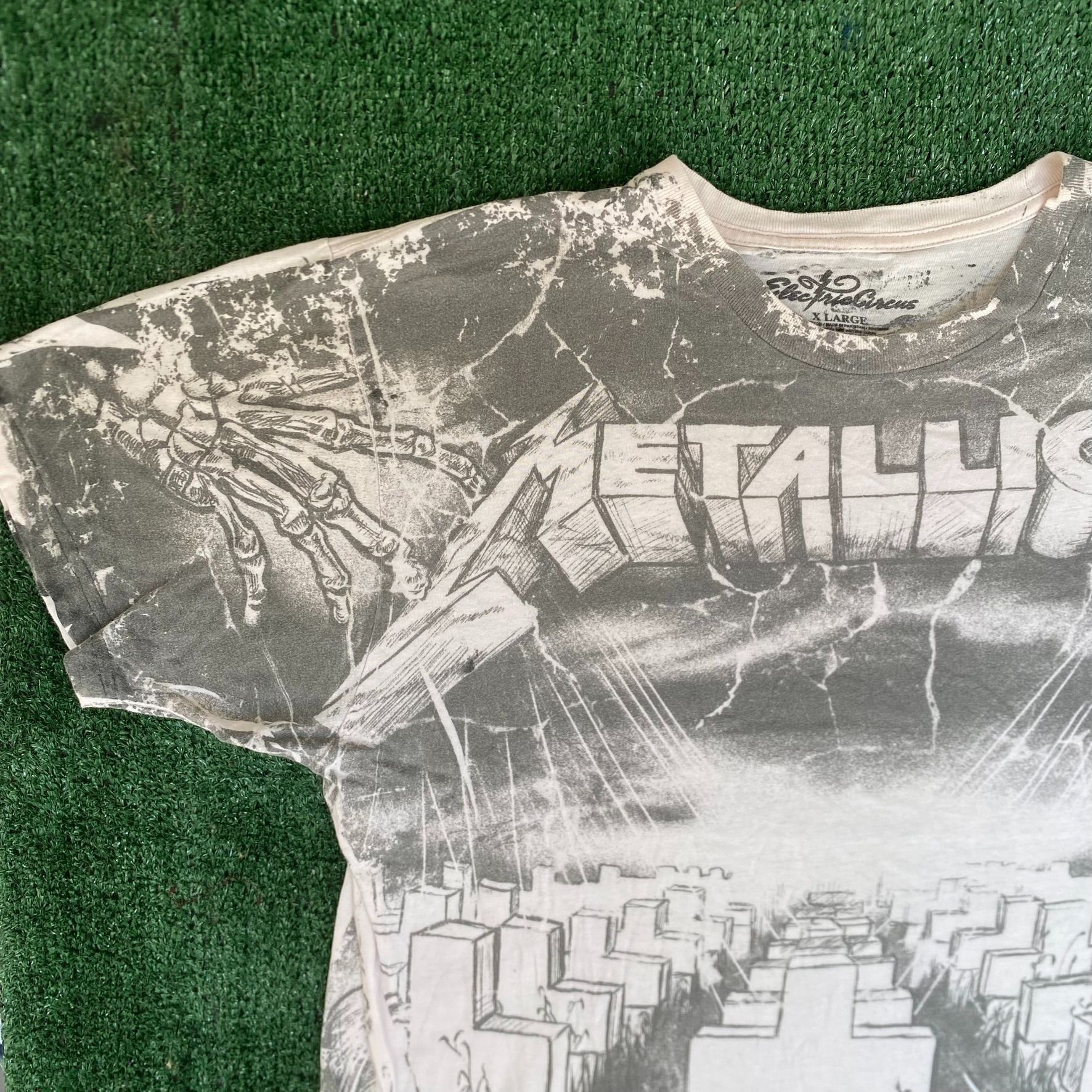Band Tees Vintage Y2K Metallica Band Shirt Master Puppets AOP Metal Te Size US XL / EU 56 / 4 - 2 Thumbnail