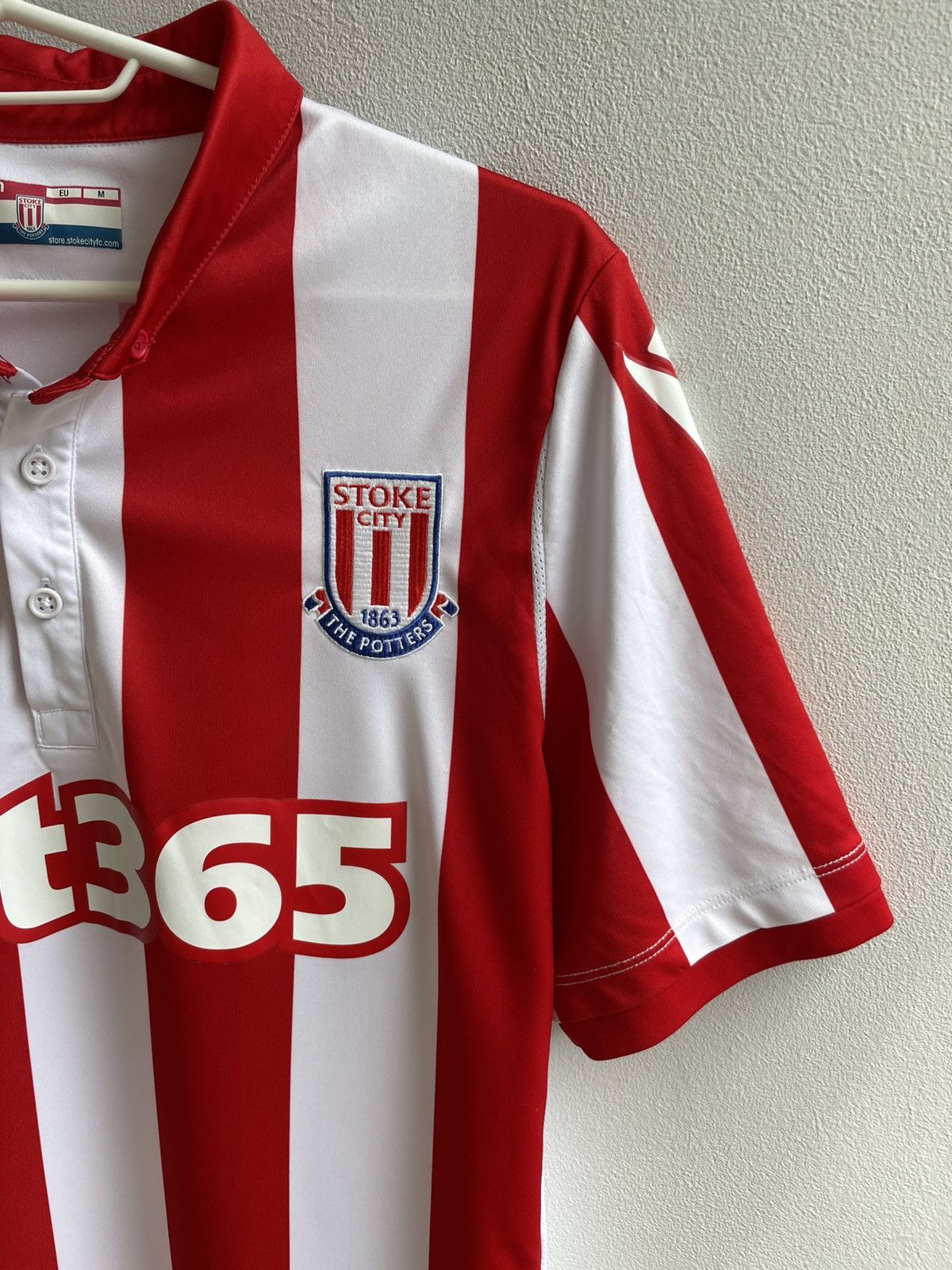 Vintage Stoke City 2018 2019 Football Soccer Jersey Shirt Home Size US M / EU 48-50 / 2 - 4 Thumbnail
