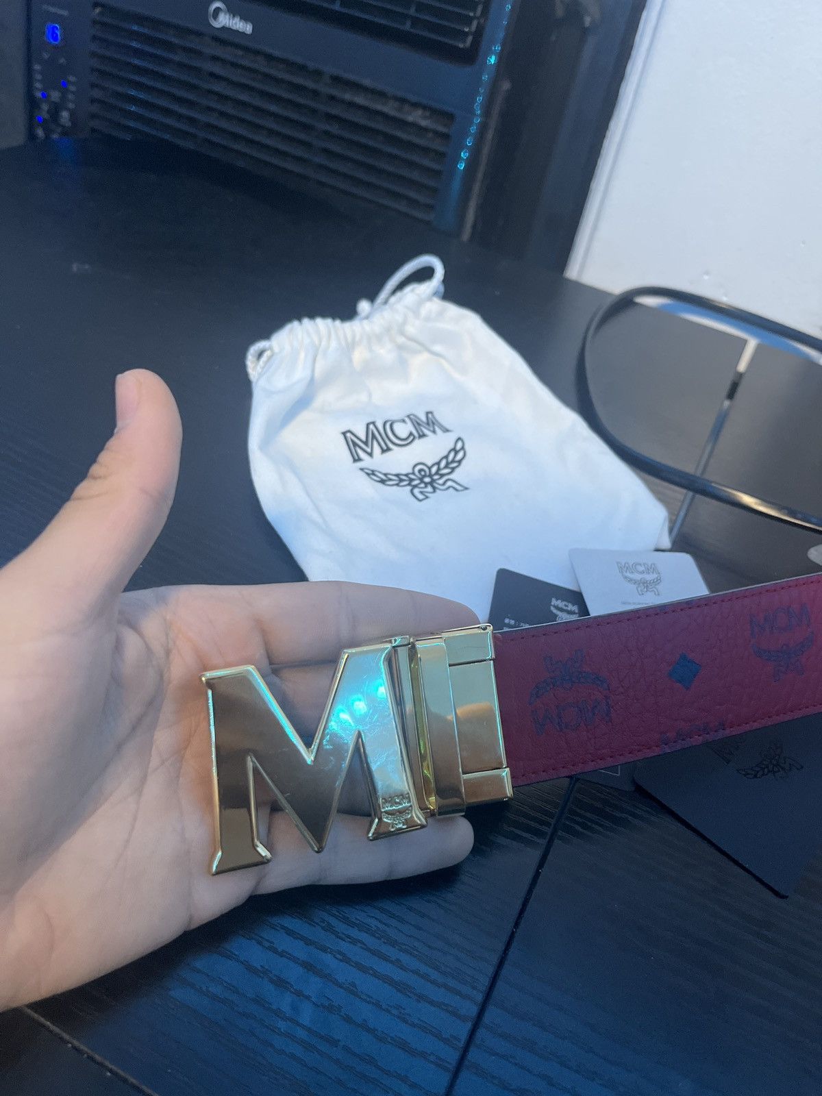 MCM × Vintage Reversible MCM Belt Candy Red Shiny Gold Size 28 - 6 Thumbnail