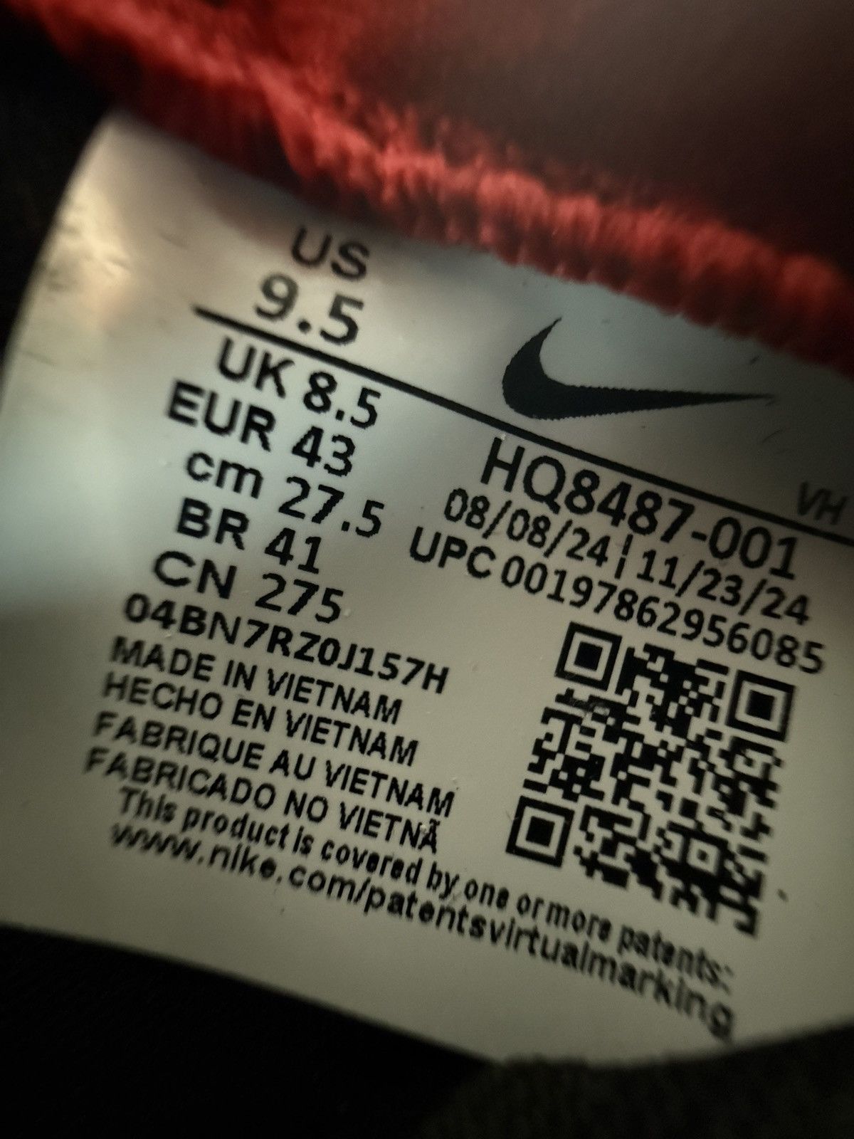 Nike × Supreme Brand New Nike SB Supreme Low Top Dunks Black Size US 9.5 / EU 42-43 - 7 Thumbnail