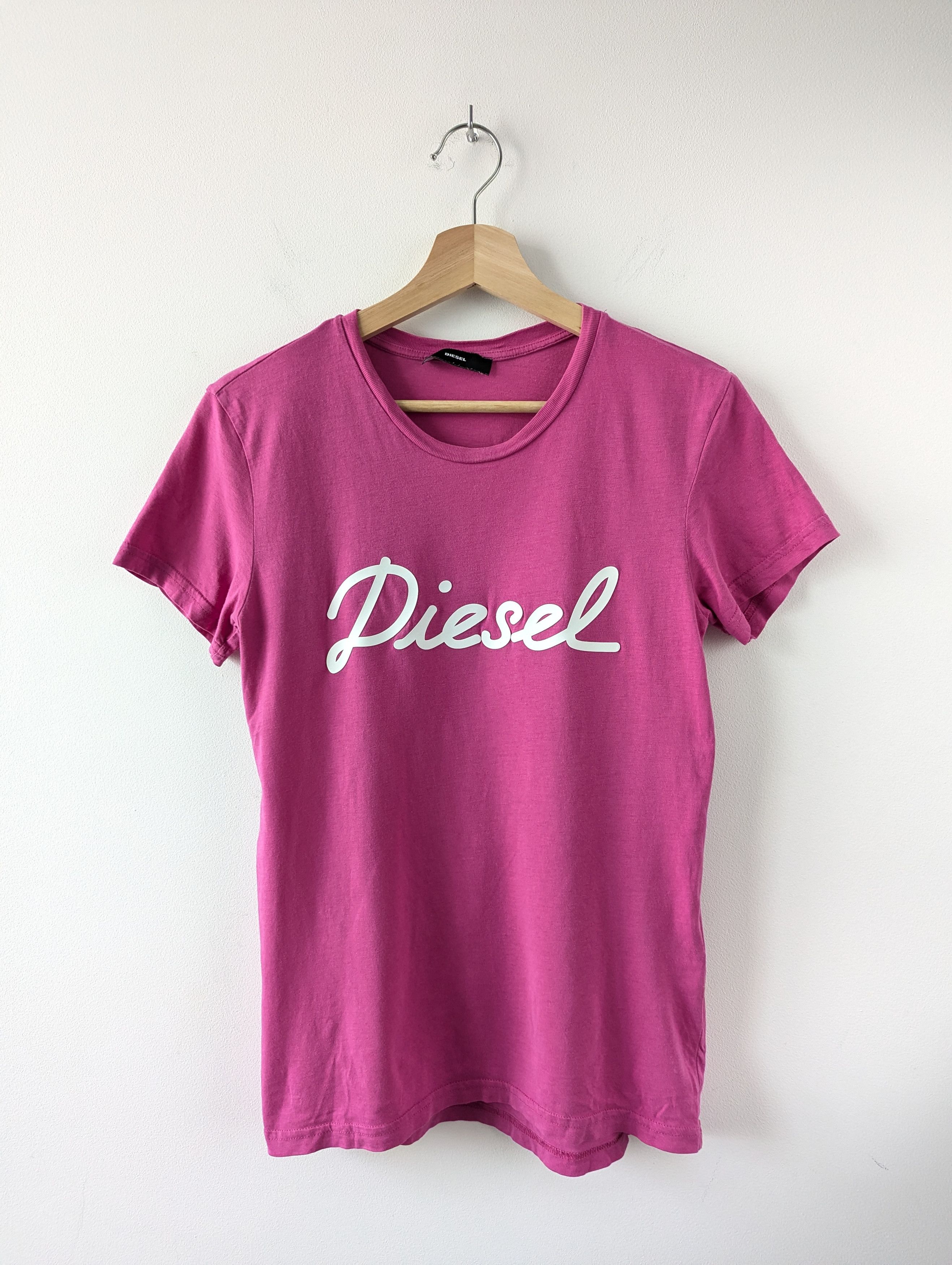 Diesel Diesel Pink Logo T-Shirt Y2K Basic S Size S / US 4 / IT 40 - 1 Thumbnail