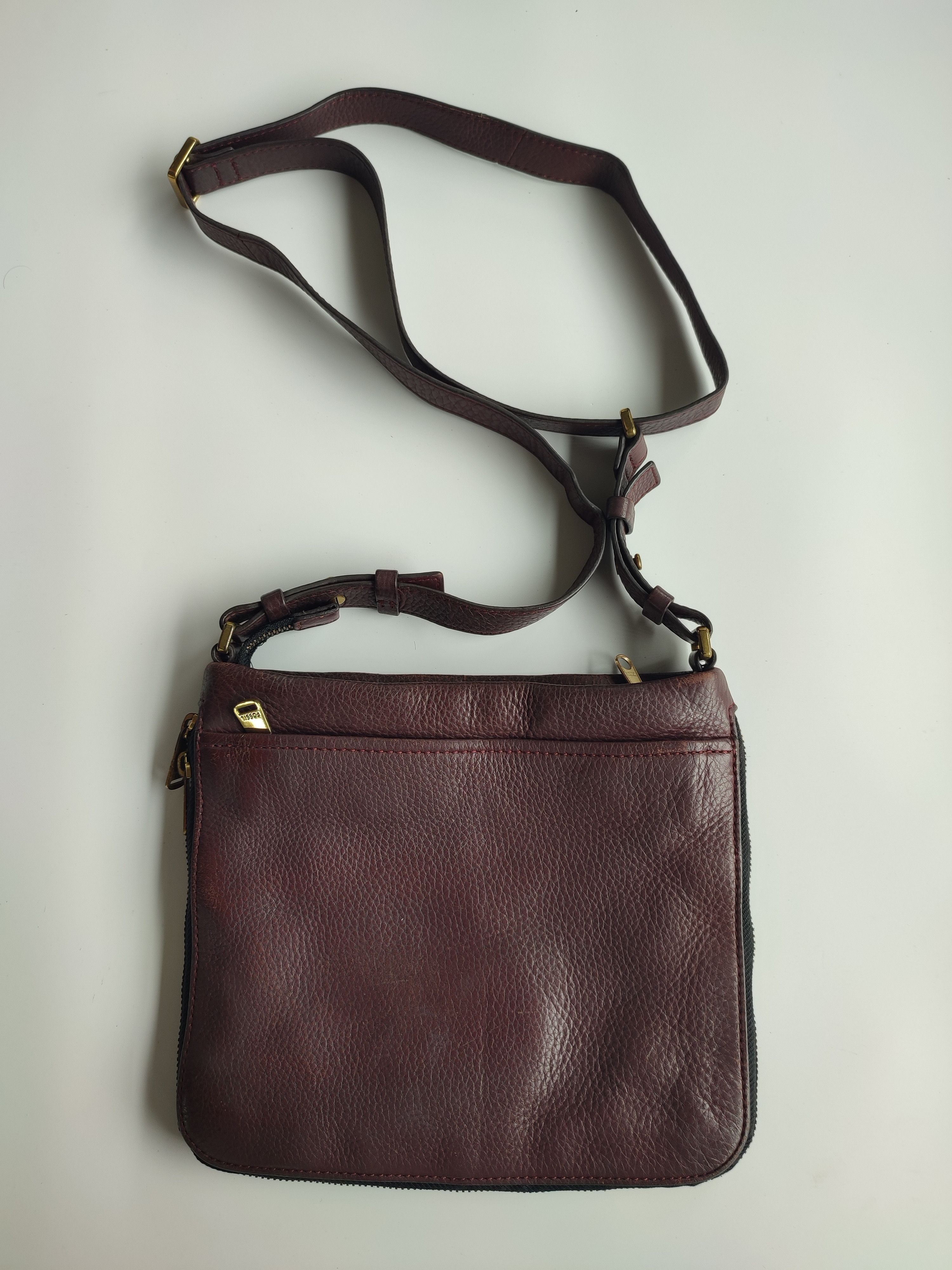 Fossil AUTH FOSSIL LEATHER SLINGBAG Size ONE SIZE - 2 Thumbnail