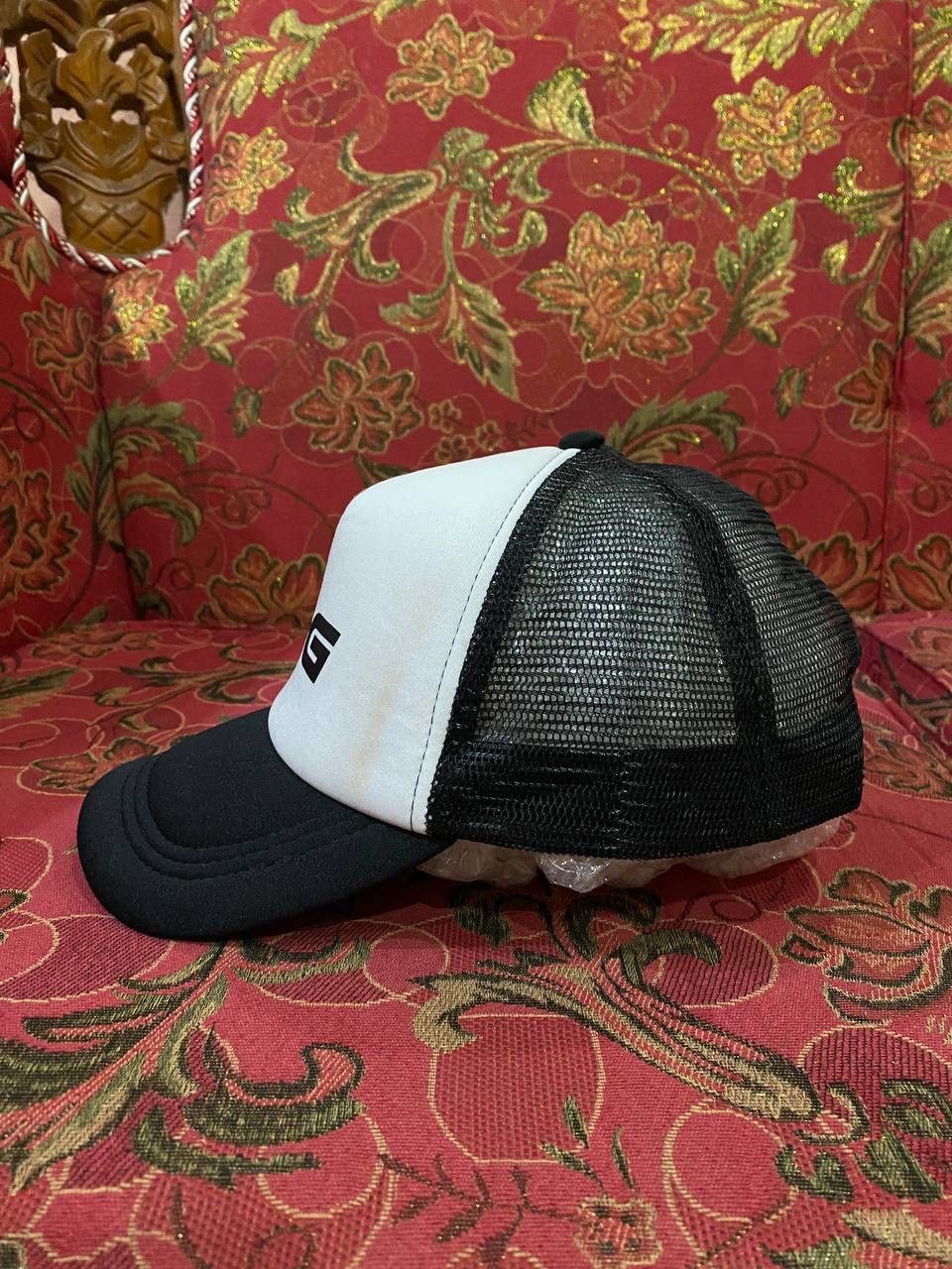Other Vintage 90s B&G Skate Mesh Trucker Cap Size ONE SIZE - 2 Thumbnail
