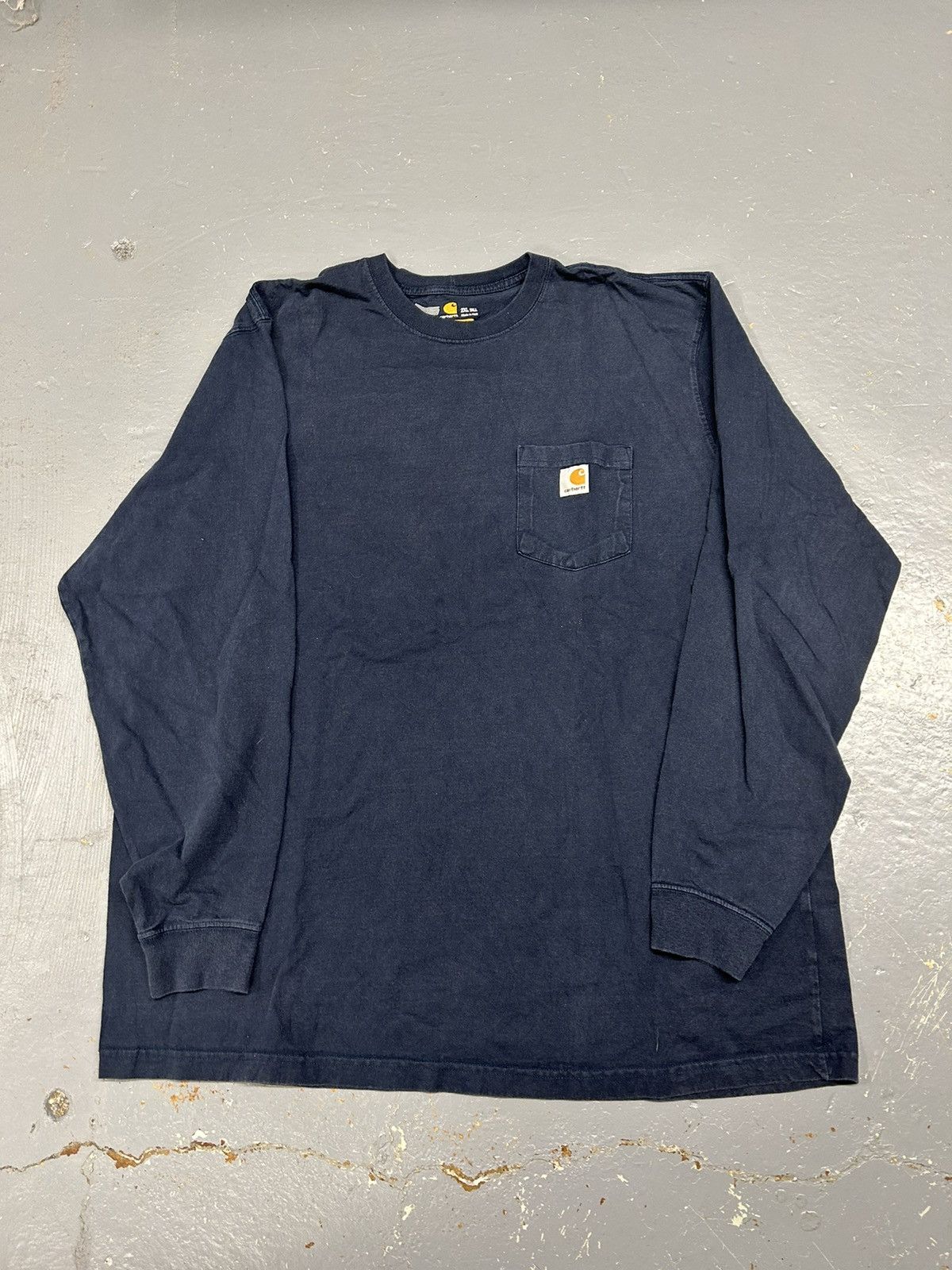 Carhartt × Vintage Crazy Y2K Essential Carhartt Navy Longsleeve Tee Shirt Size US XXL / EU 58 / 5 - 1 Thumbnail