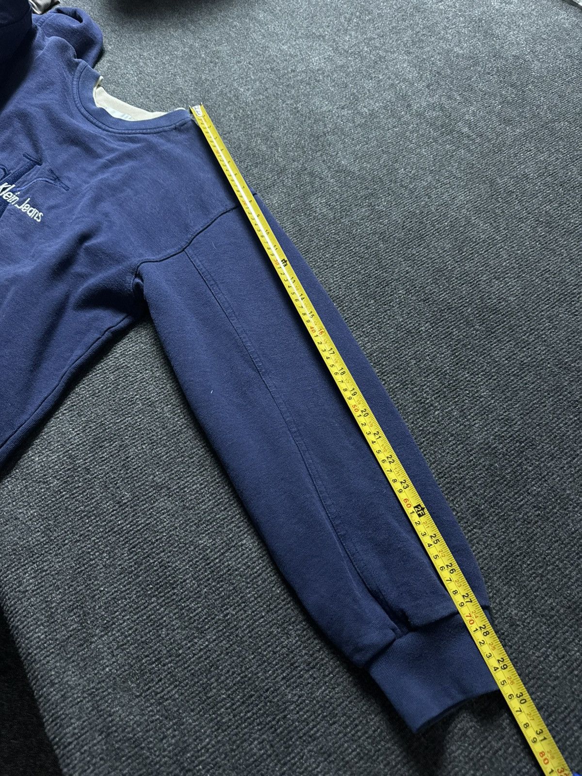 Calvin Klein Vintage 90s Calvin Klein Jeans Embroidered Logo Sweatshirt Size US L / EU 52-54 / 3 - 16 Thumbnail