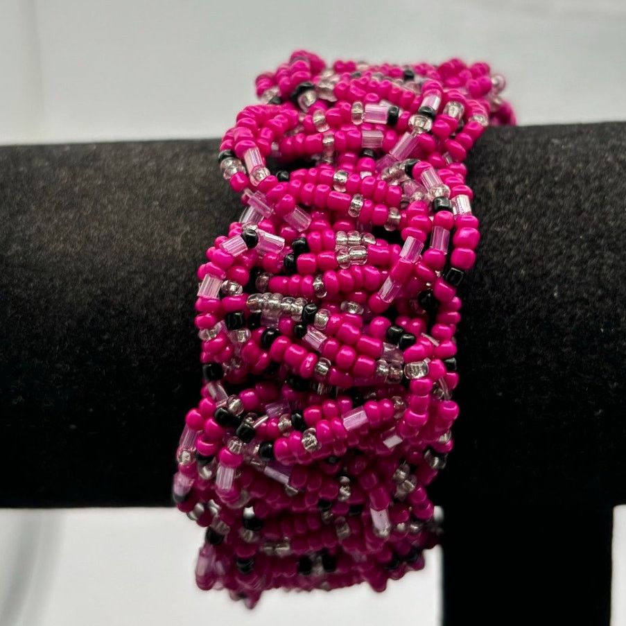 Other Pink & Black Beaded Bracelet Size ONE SIZE - 1 Thumbnail