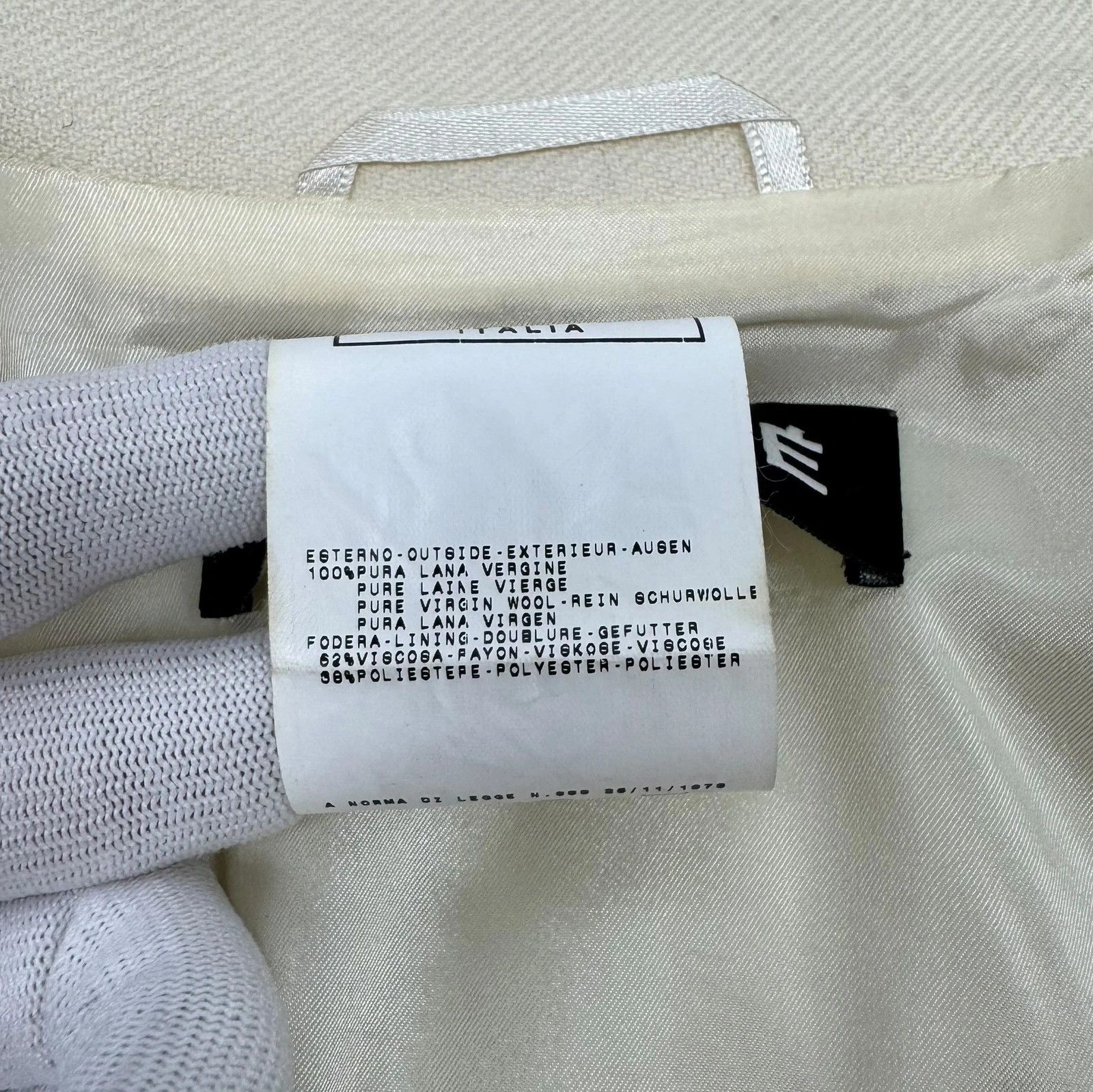 Gianfranco Ferre GF Ferre Wool Long Coat Belted Ivory size M Size M / US 6-8 / IT 42-44 - 16 Thumbnail