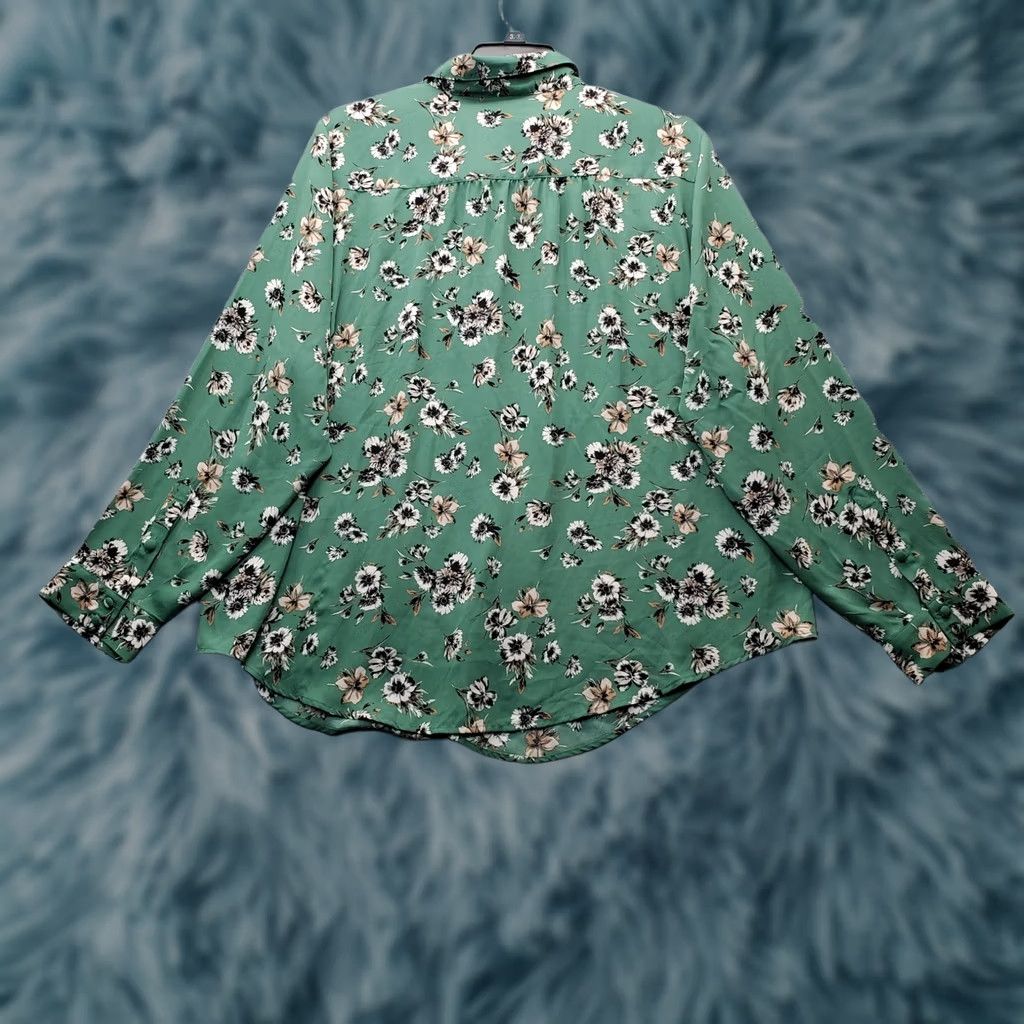 Torrid Torrid Shirt Womens 3 Multi Floral Loose Fit Long Sleeve Button Down Collared Shirt Size 4XL / US 24-26 - 1 Thumbnail
