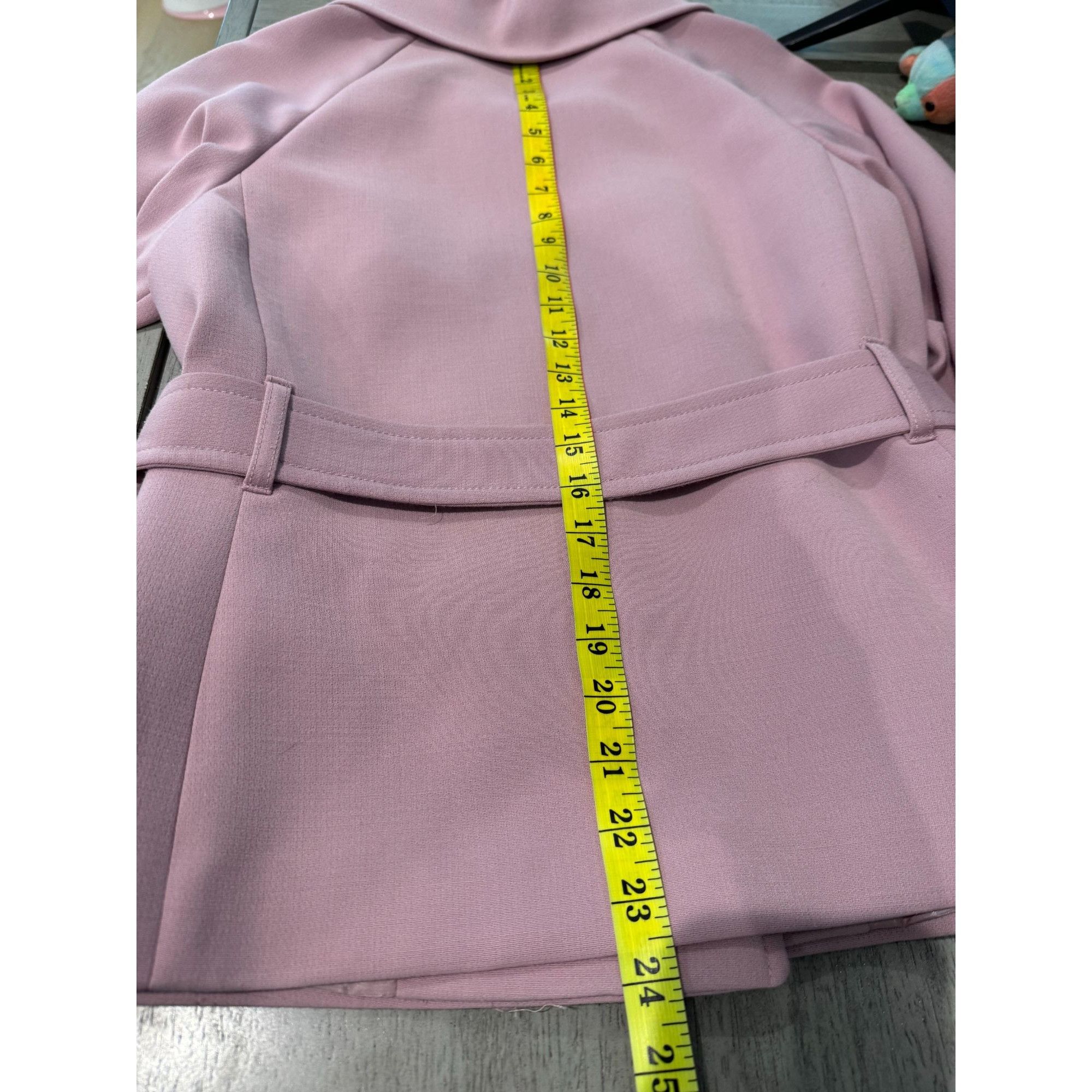 Elie Tahari Tahari by Arthur S. Levine Belted PeaCoat, size 8 Size M / US 6-8 / IT 42-44 - 8 Thumbnail