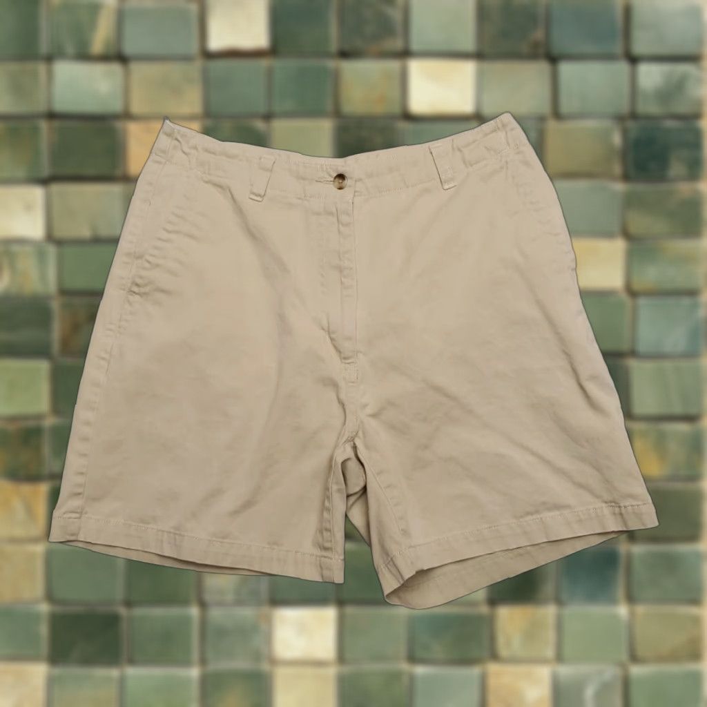 Vintage LL Bean Shorts Womens 10 Regular Khaki Beige Cotton Twill Chino Outdoor Casual Size 32" / US 10 / IT 46 - 1 Thumbnail