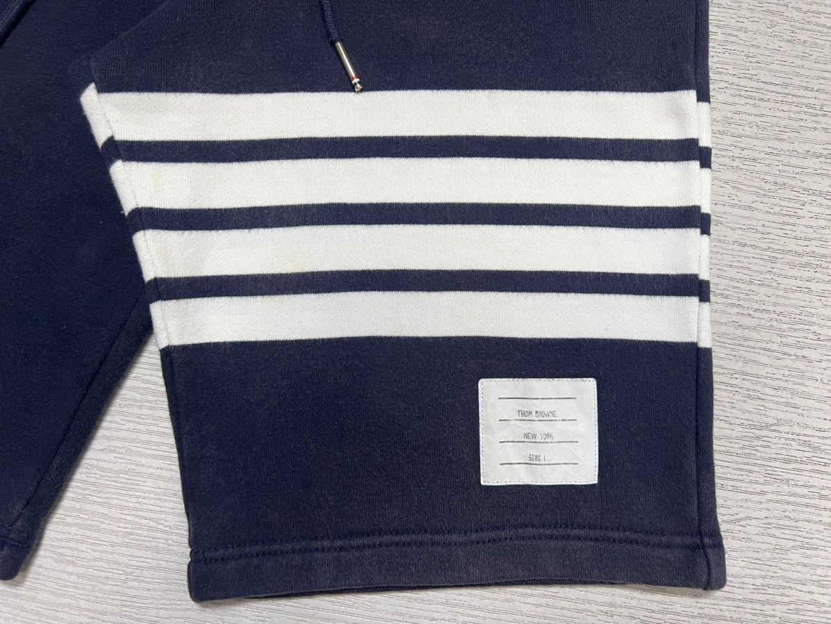 Thom Browne Thom Browne - Classic Loopback 4 Bar Sweatshorts Size US 28 / EU 44 - 7 Thumbnail
