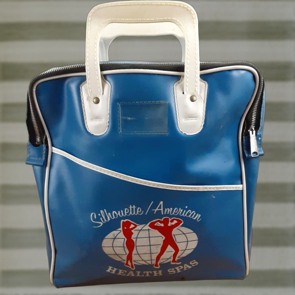 Vintage VINTAGE Silhouette/America Health Spas Gym-Duffle Bag 1980's Michigan Duffle Men Medium Blue/White Vinyl Zipper 80s Size ONE SIZE - 1 Thumbnail