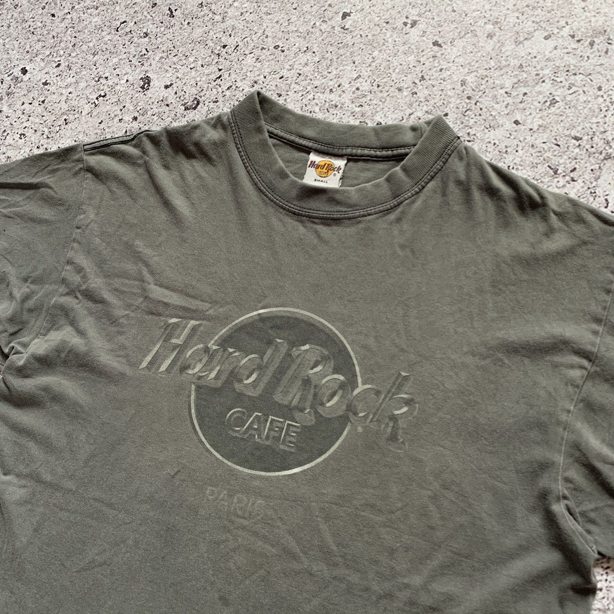 Hard Rock Cafe Hard Rock Cafe Paris T-shirt Tee Vintage Washed Distressed Size US S / EU 44-46 / 1 - 2 Thumbnail