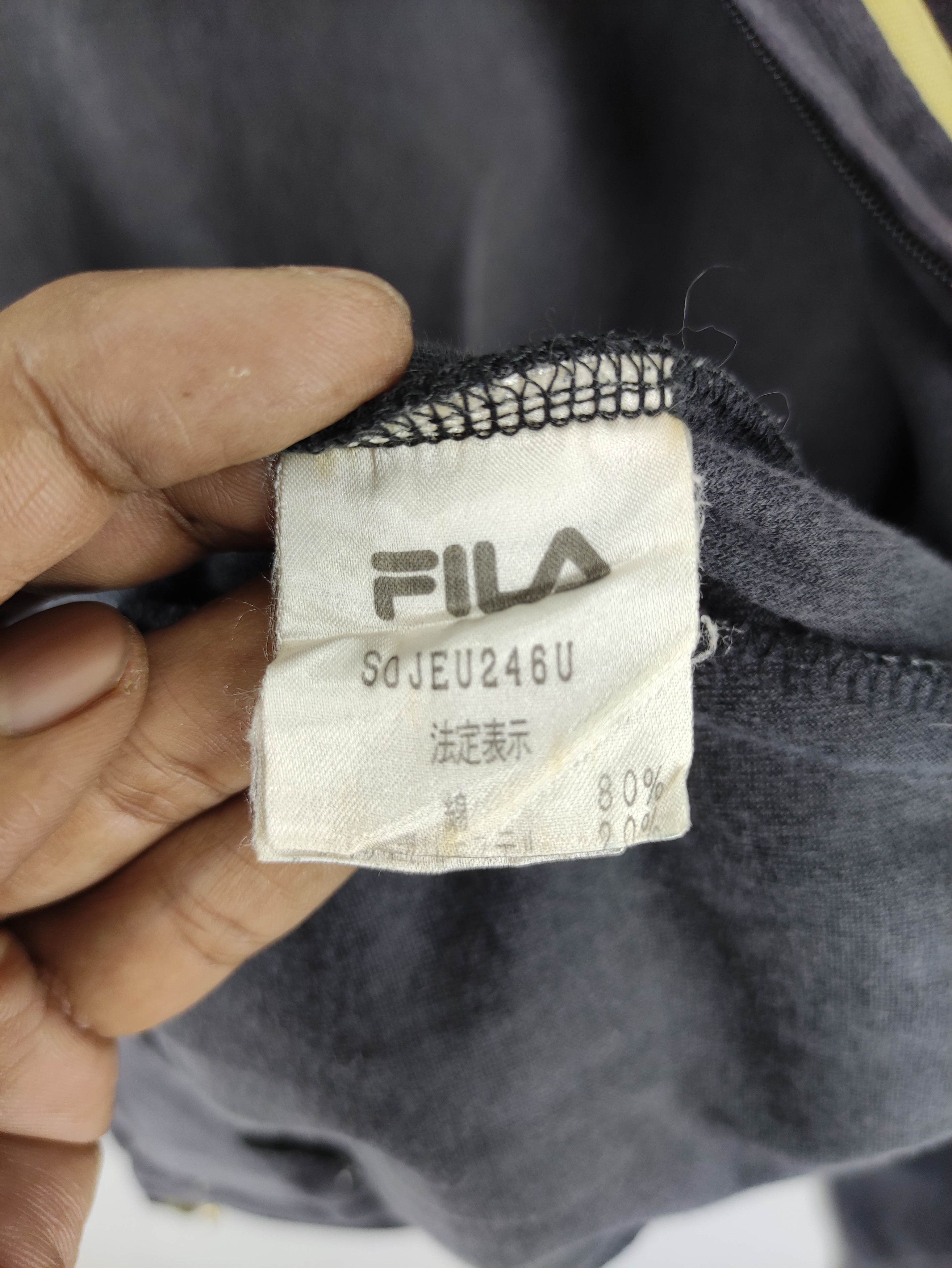 Fila Vintage Fila Velvet Pull Over Hoodie Sweater Zipper Size L / US 10 / IT 46 - 8 Thumbnail