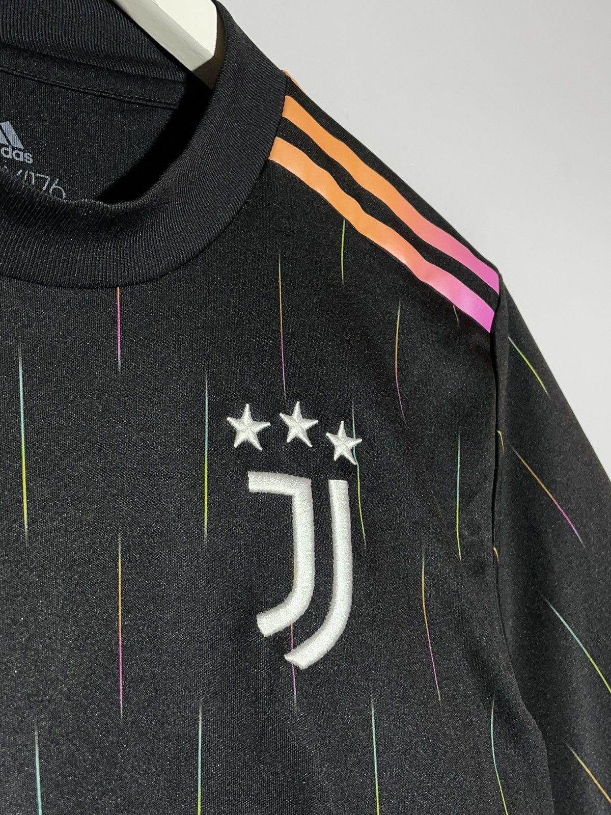 Adidas Juventus FC Adidas 2021/22 Away Y2k Football Shirt Size US S / EU 44-46 / 1 - 4 Thumbnail