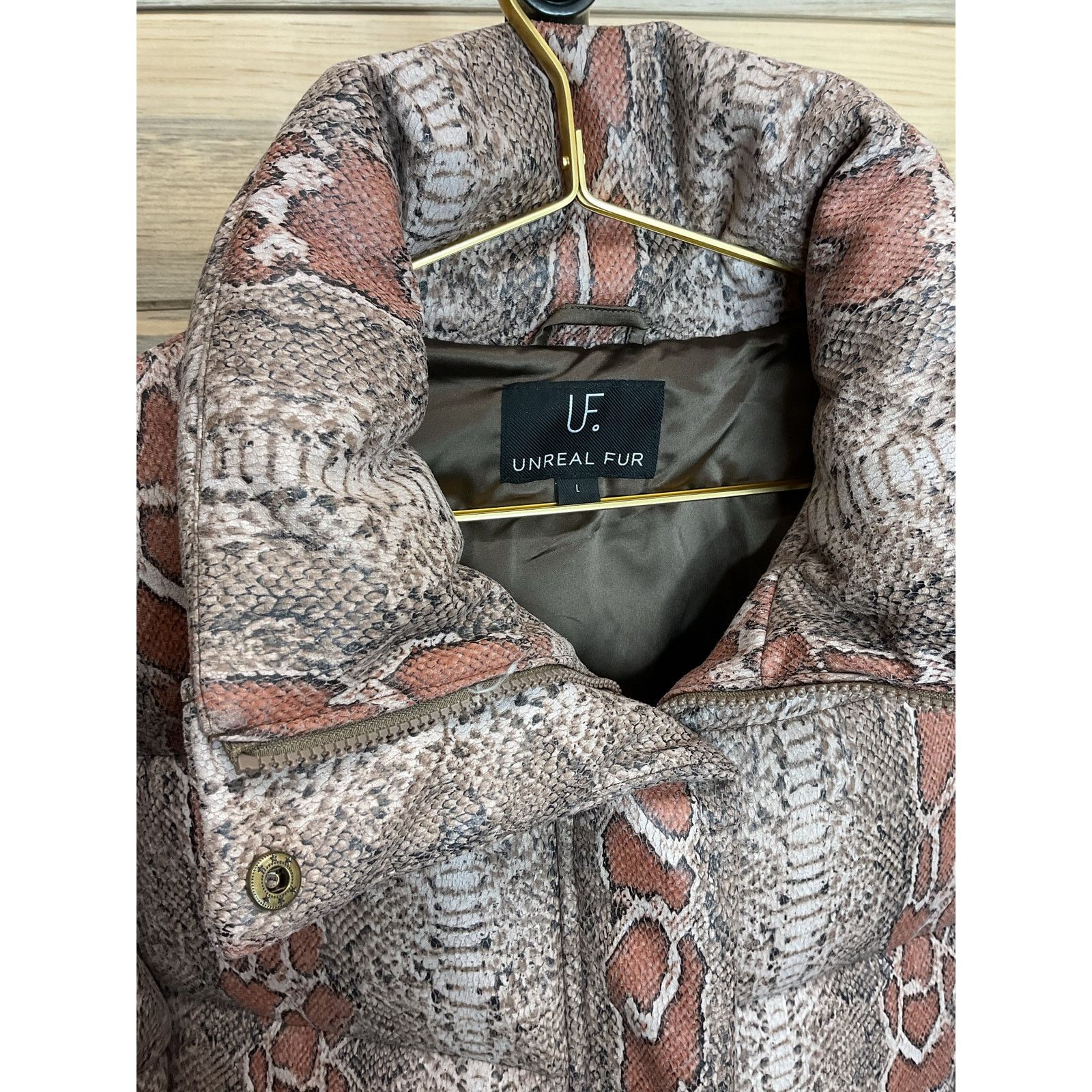 Other Unreal Fur NWOT Python Puffer Jacket Faux Leather Women’s L Size L / US 10 / IT 46 - 3 Thumbnail