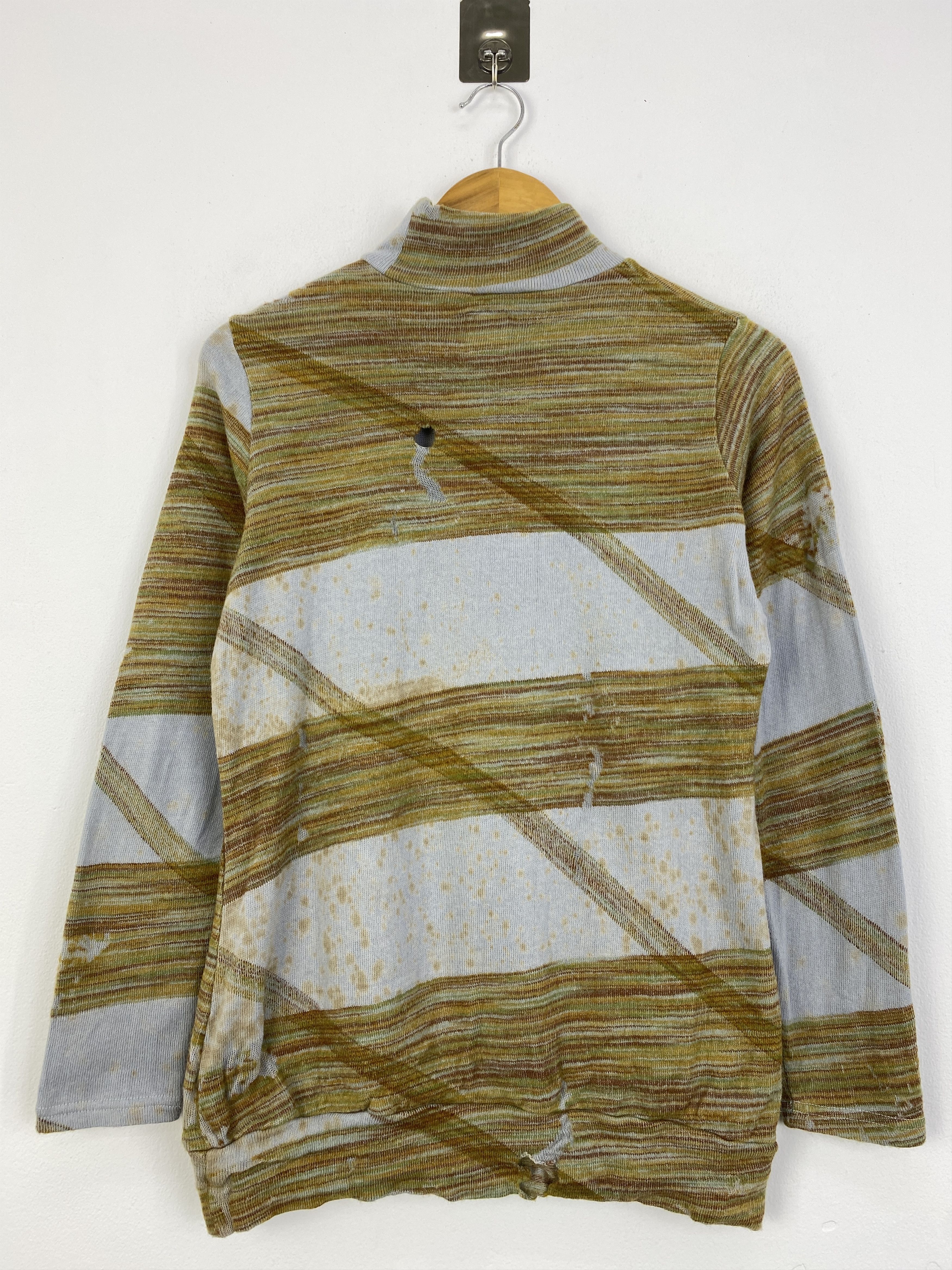 Hai Sporting Gear × Issey Miyake × Vintage Vintage Hai Sporting Gear Issey Miyake Sweatshirt SH0034 Size US M / EU 48-50 / 2 - 3 Thumbnail