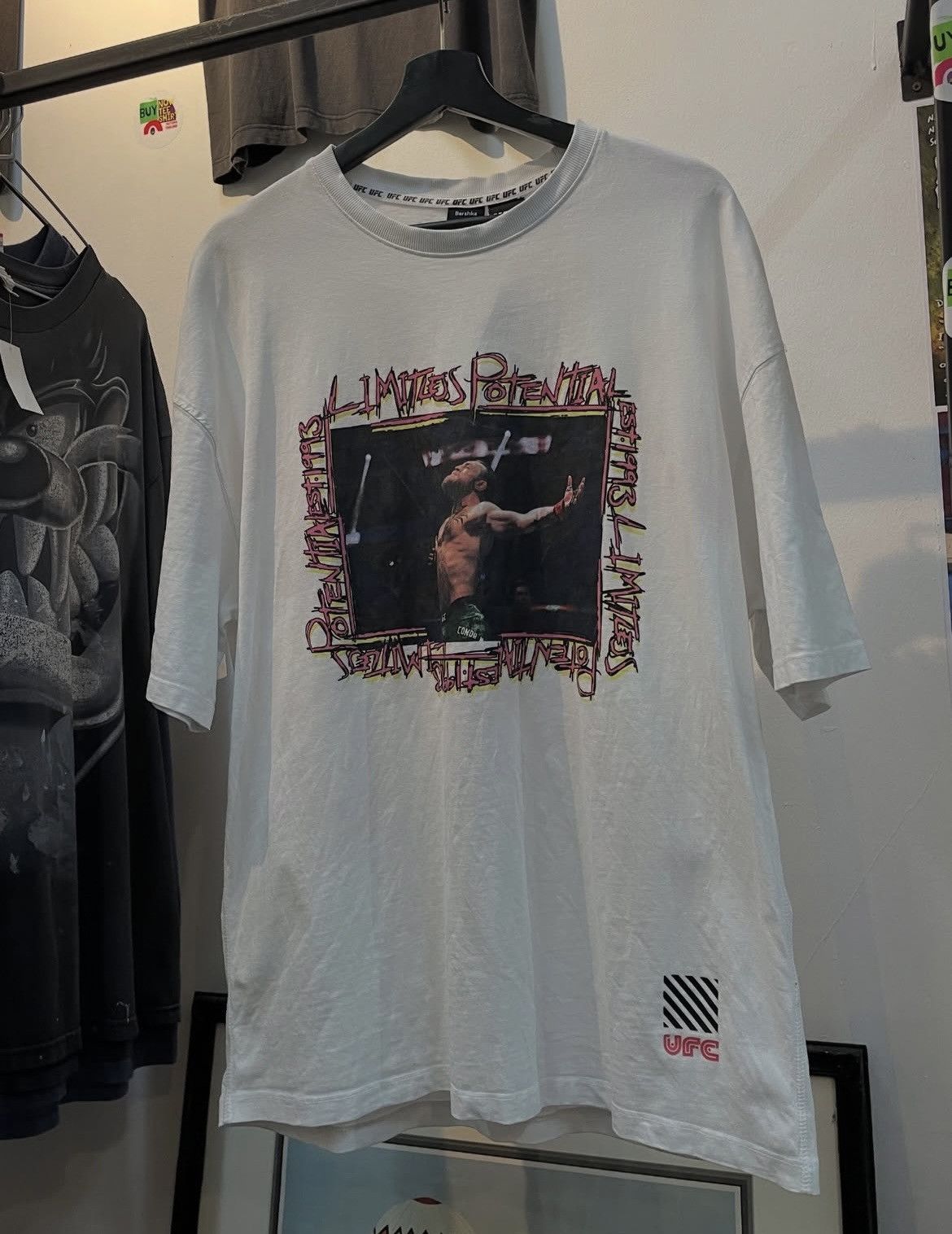Other × UFC × Vintage UFC Mcgregor Size US L / EU 52-54 / 3 - 2 Thumbnail