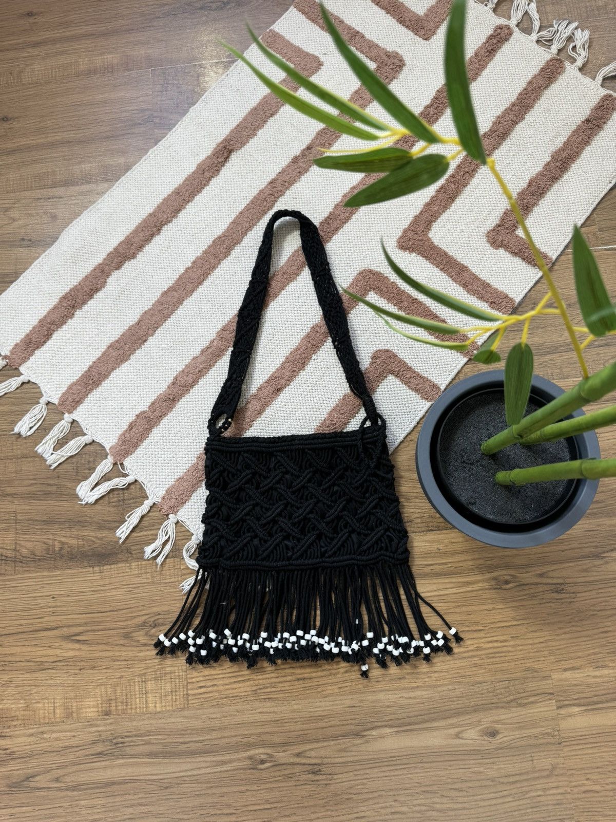 Gianfranco Ferre VINTAGE FERRE KNITTED BONDAGE SHOULDER BAG Size ONE SIZE - 1 Thumbnail