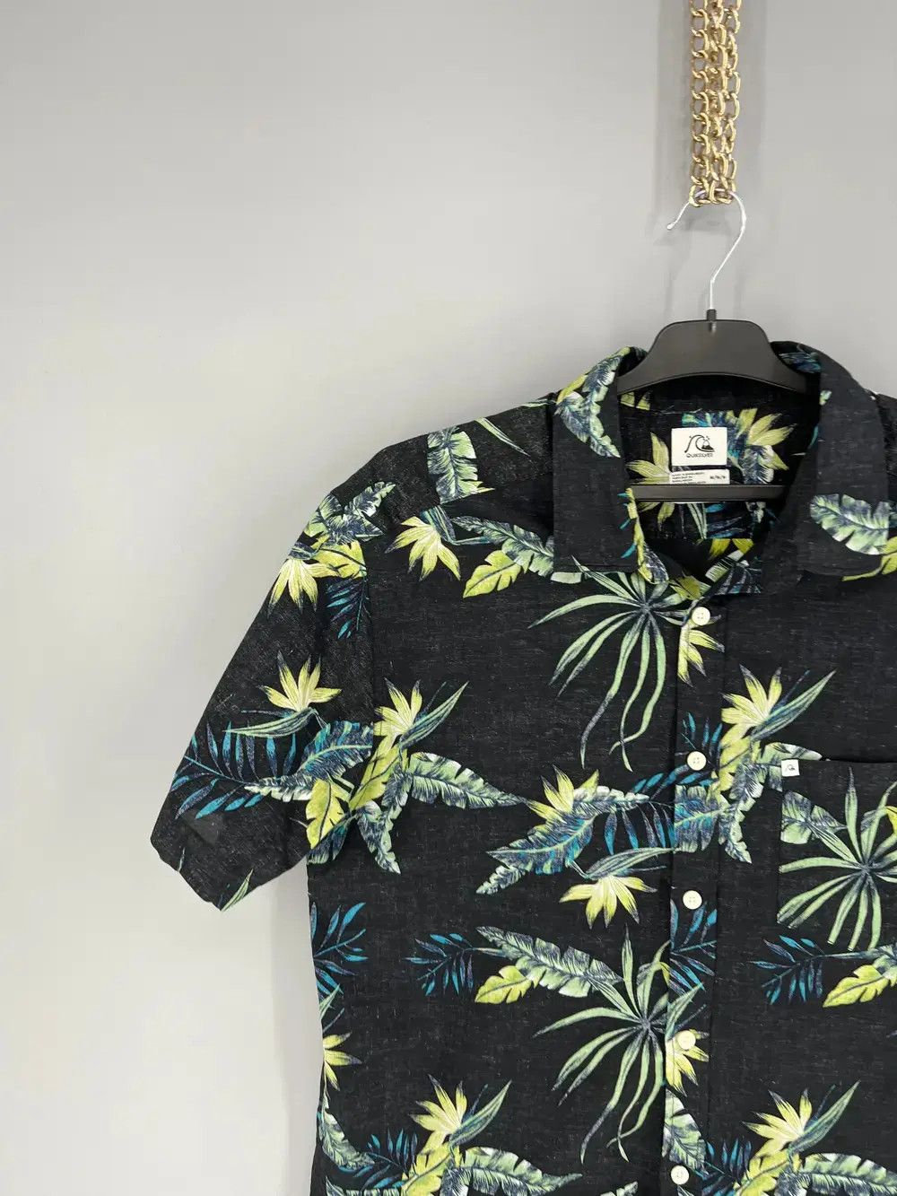 Vintage Vintage Crazy Quiksilver Hawaiian Floral Shirt Buttons 90s Size US S / EU 44-46 / 1 - 4 Thumbnail