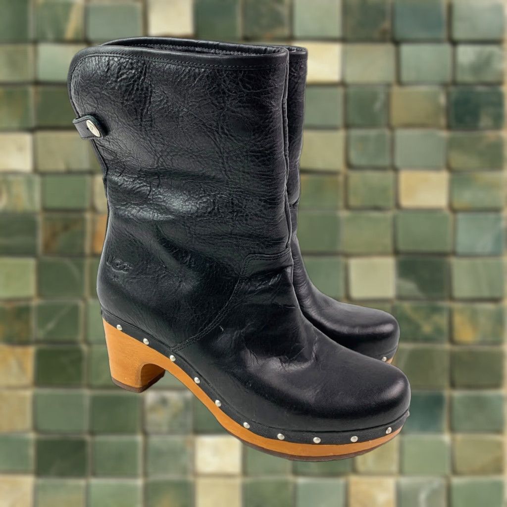 Ugg UGG Lynnae Black Studded Fold Over Clogs Boots Size 8 Women Leather Heel Block Studded Vintage No Size US 8 / IT 38 - 1 Thumbnail
