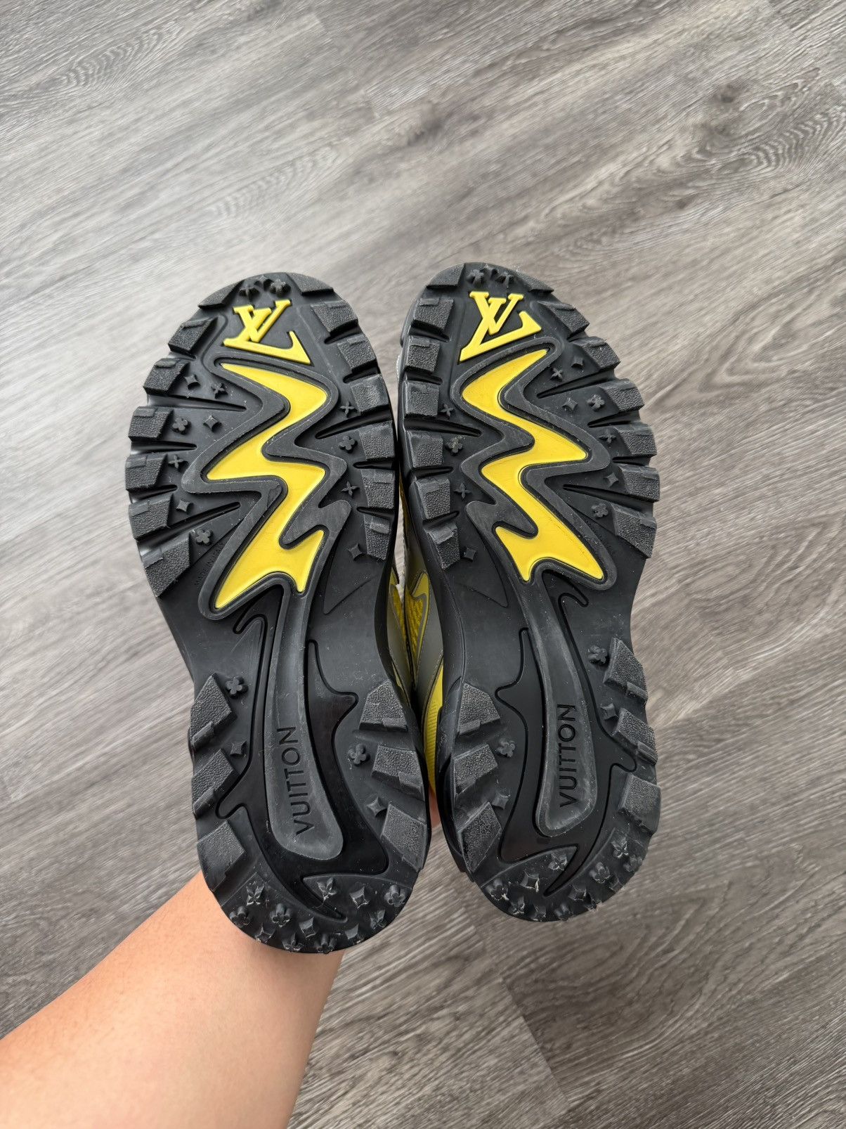 Louis Vuitton Louis Vuitton SS22 Tactic Runner Yellow Silver Sneakers Size US 8 / EU 41 - 4 Thumbnail