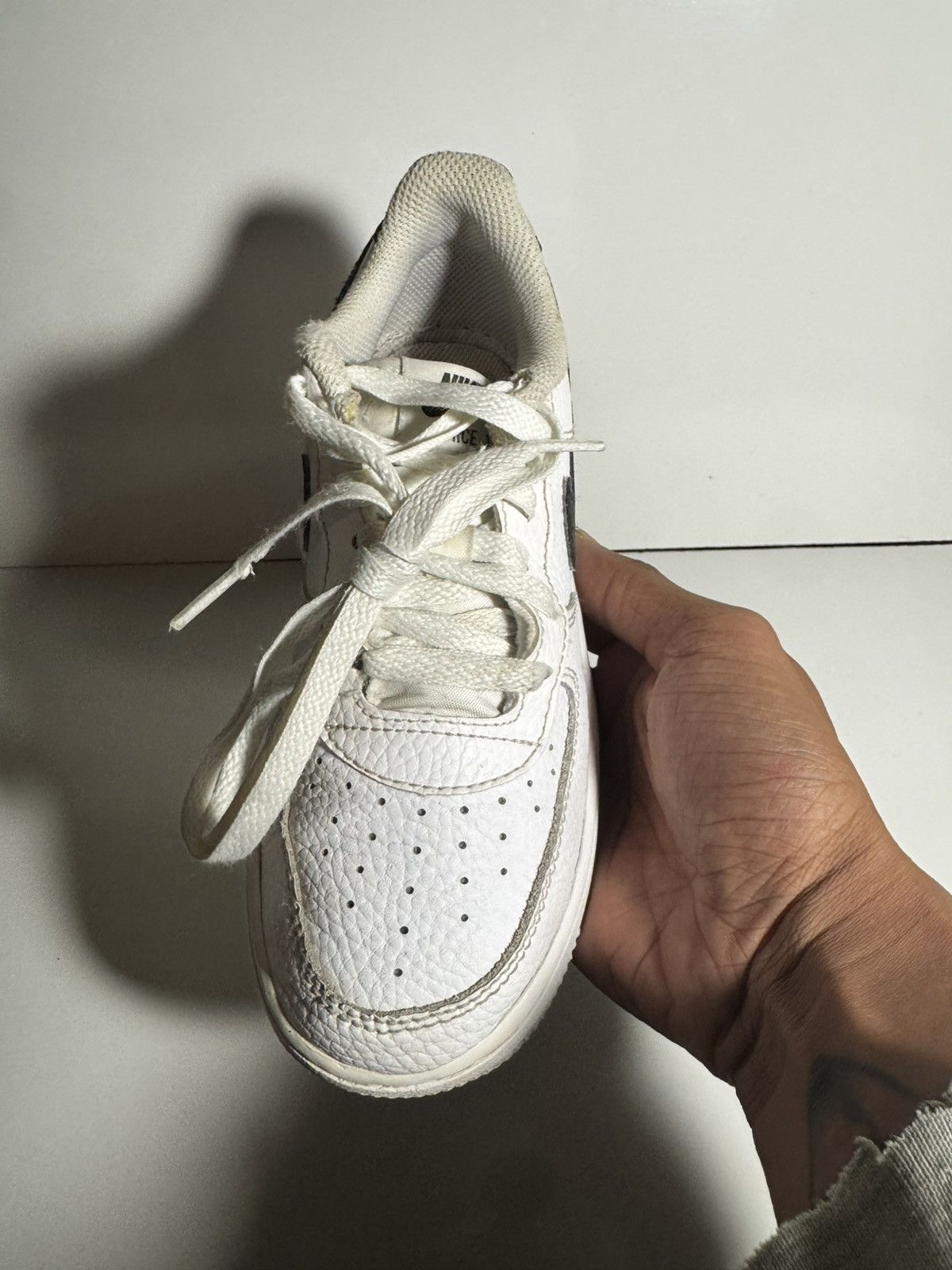 Nike Nike Air Force 1 “White Black” PS Size 1Y Size US 4 / IT 34 - 2 Thumbnail