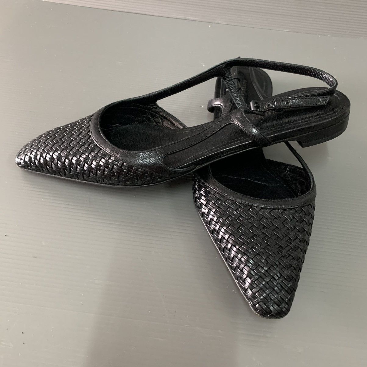 Bottega Veneta Bottega Veneta Leather Sandals Limited Shoes Size US 6 / IT 36 - 3 Thumbnail