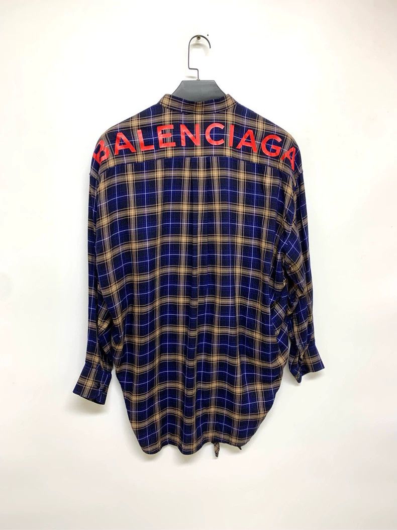Balenciaga Balenciaga size 32 Checked Shirt with Large Logo on Back Size XS / US 0-2 / IT 36-38 - 8 Thumbnail