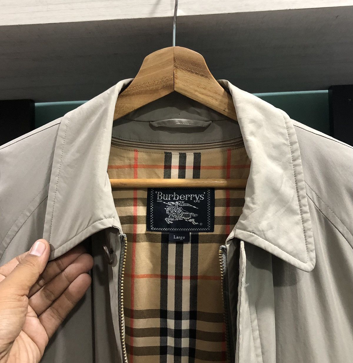 VTG Burberry London Lined Feathers Novacheck Puffer Jacket